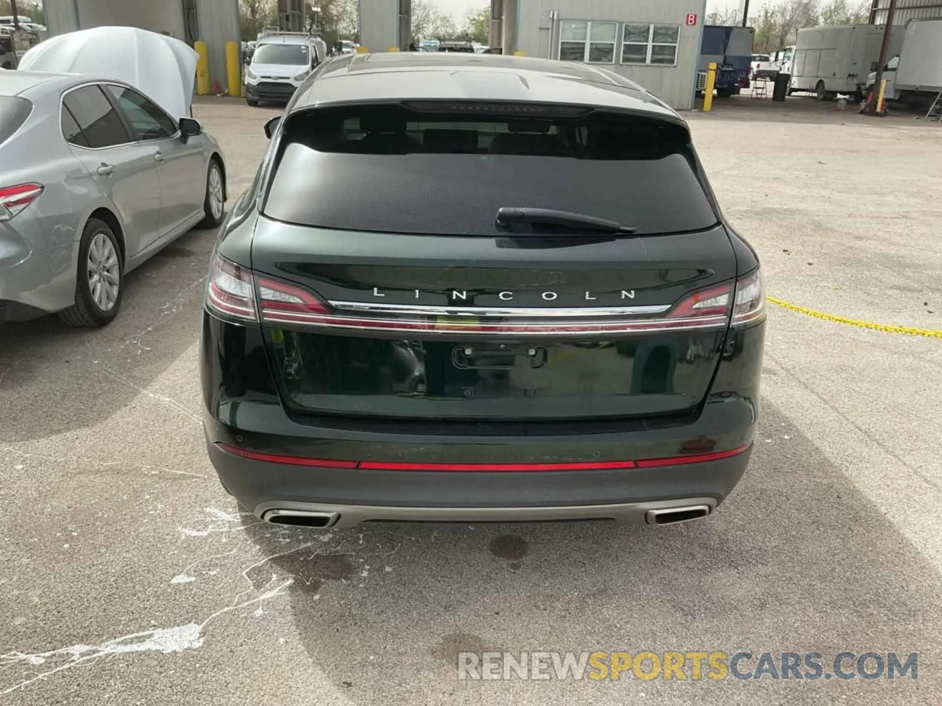 25 fotografías del automóvil dañado 2LMPJ6K94MBL11493 LINCOLN NAUTILUS 2021