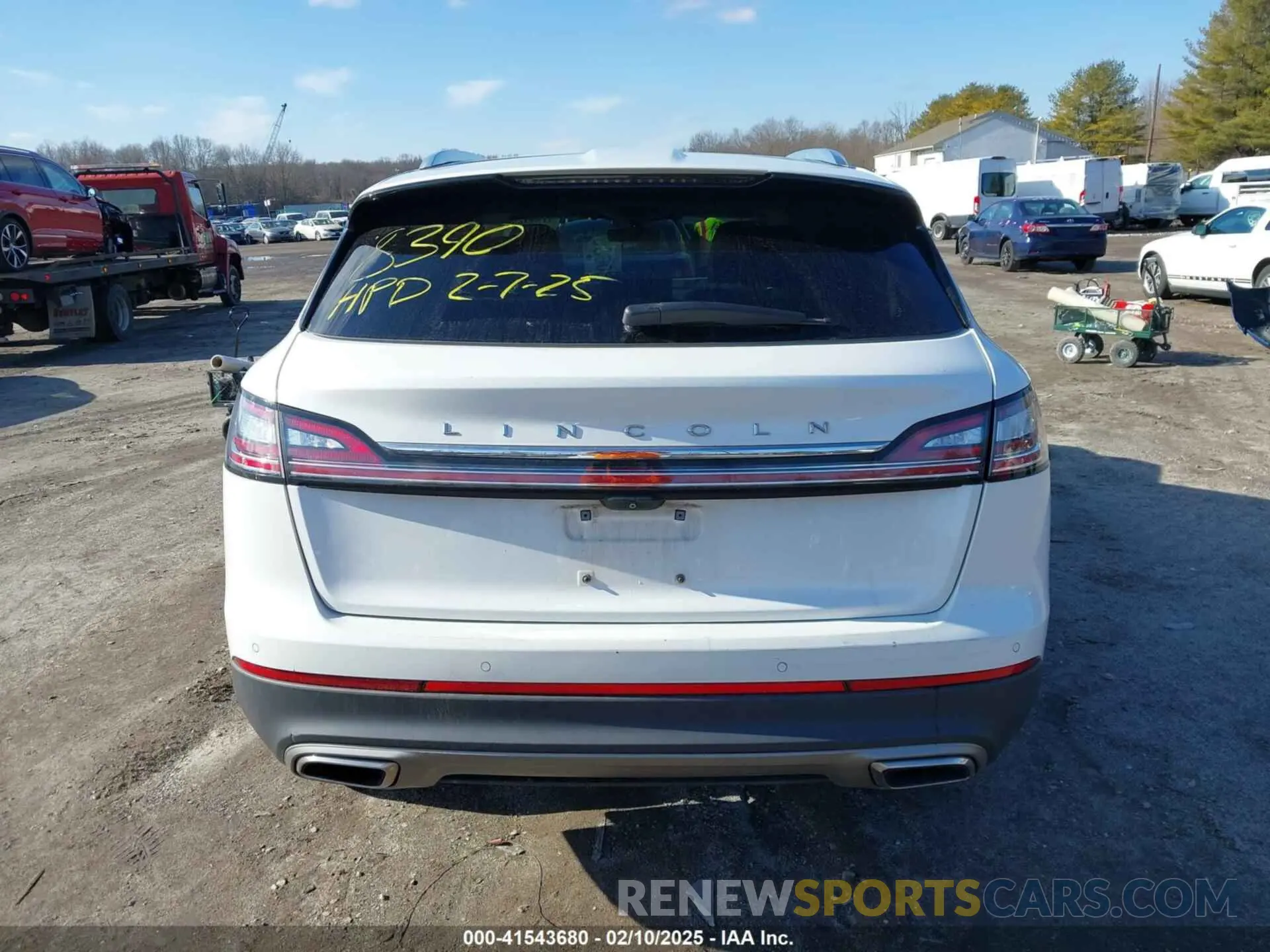 15 fotografías del automóvil dañado 2LMPJ8K96MBL05075 LINCOLN NAUTILUS 2021