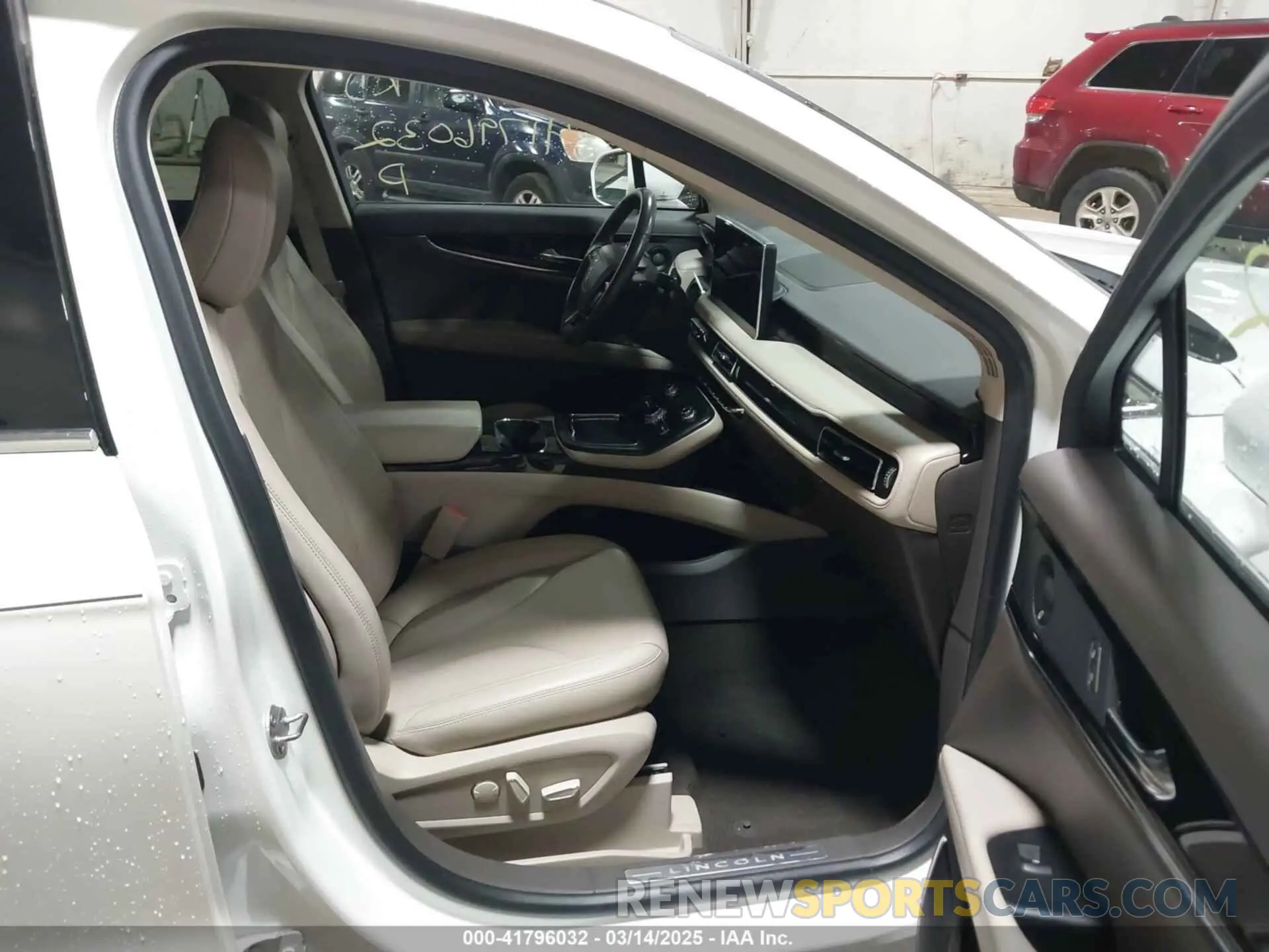 5 fotografías del automóvil dañado 2LMPJ8KP9MBL16182 LINCOLN NAUTILUS 2021