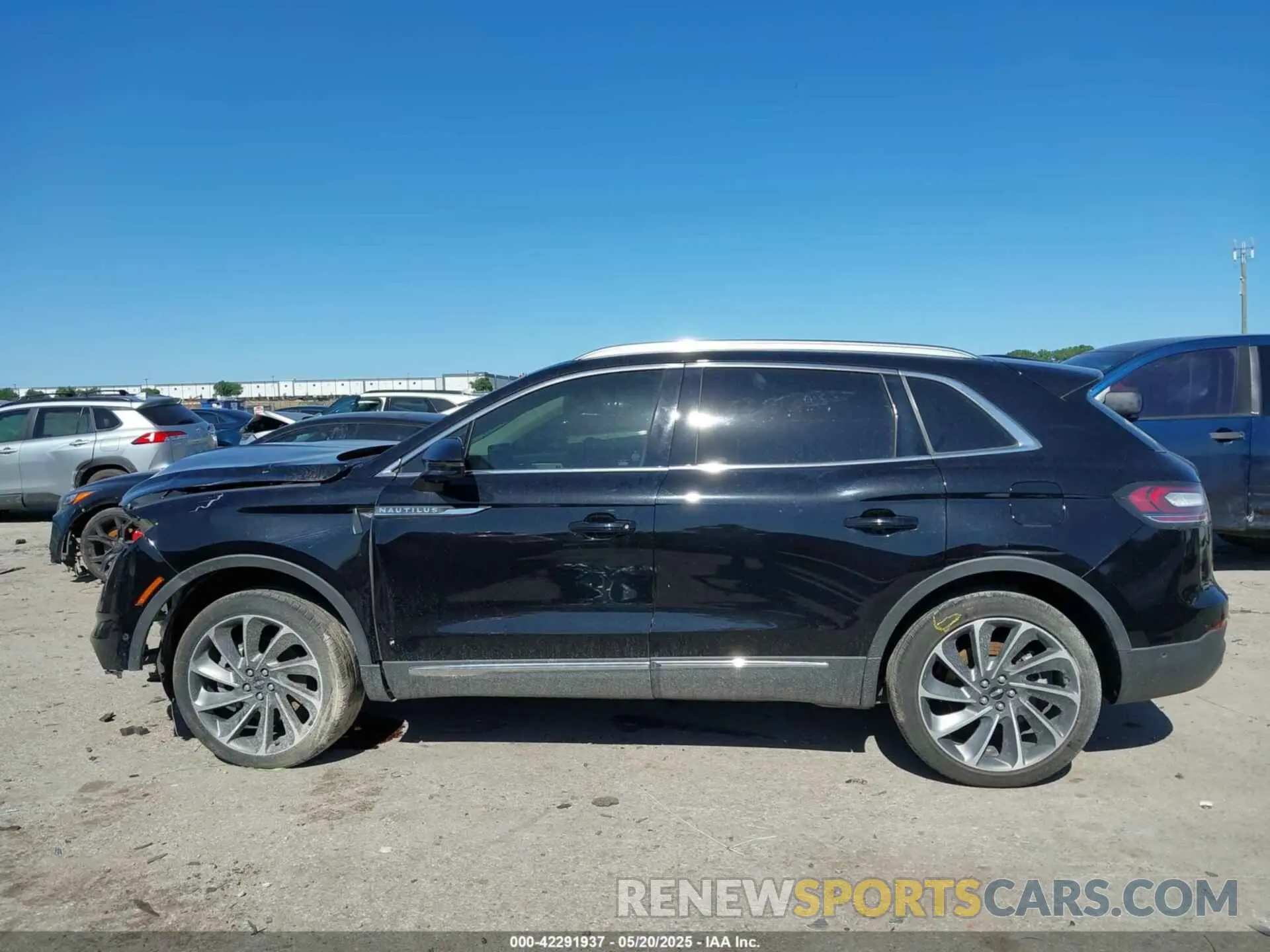 15 fotografías del automóvil dañado 2LMPJ8KP2NBL12069 LINCOLN NAUTILUS 2022