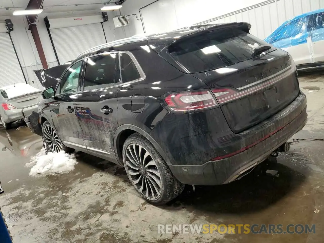 2 fotografías del automóvil dañado 2LMPJ9JPXNBL22520 LINCOLN NAUTILUS 2022