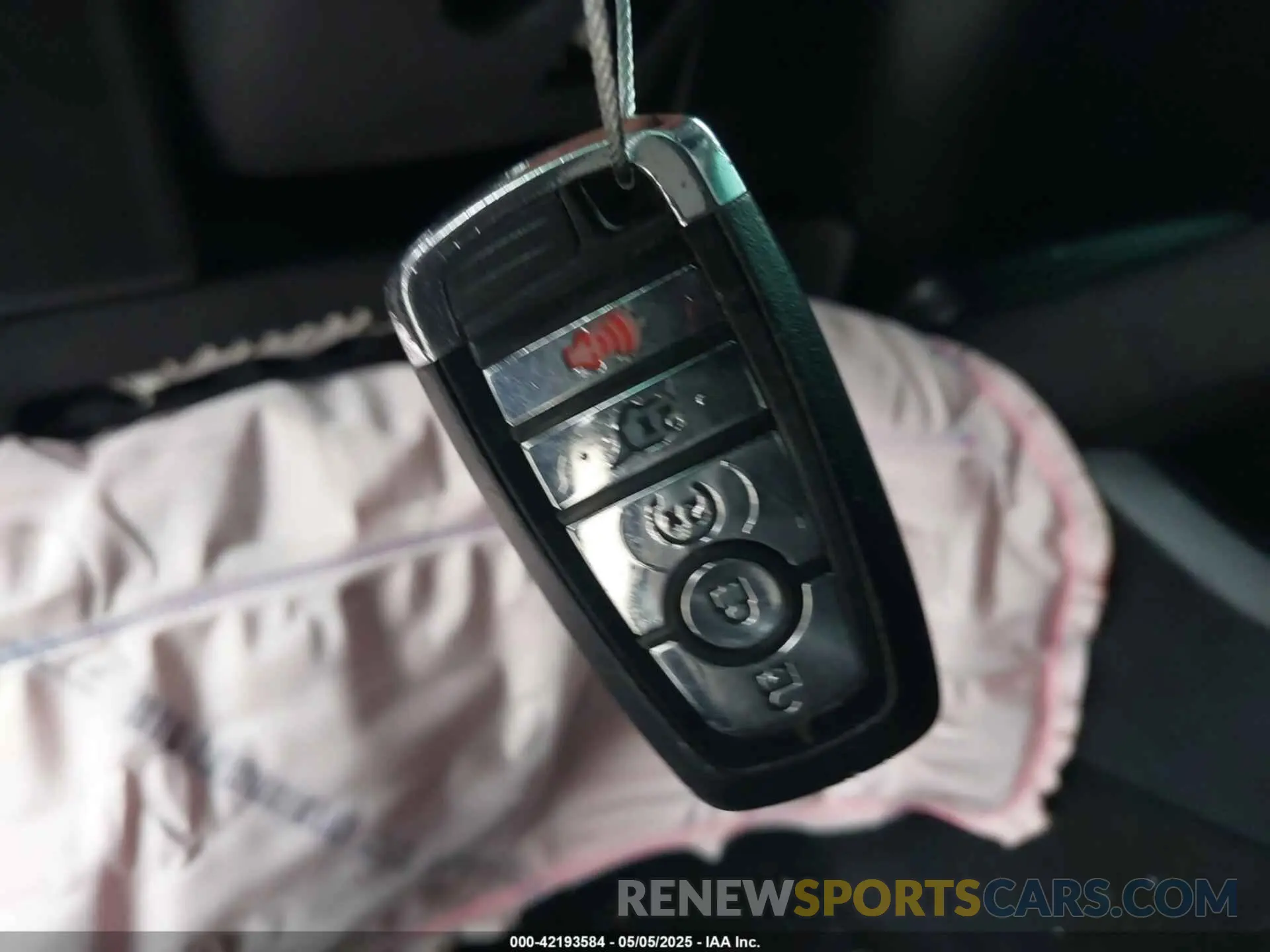 11 fotografías del automóvil dañado 2LMPJ6J96PBL09816 LINCOLN NAUTILUS 2023