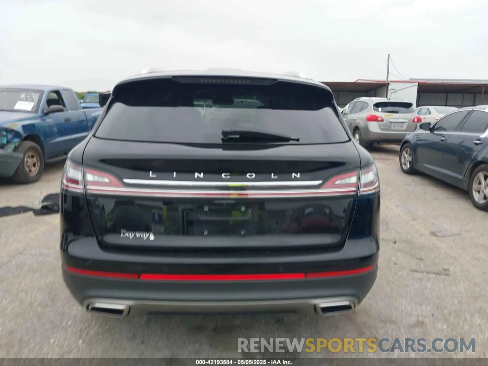 16 fotografías del automóvil dañado 2LMPJ6J96PBL09816 LINCOLN NAUTILUS 2023
