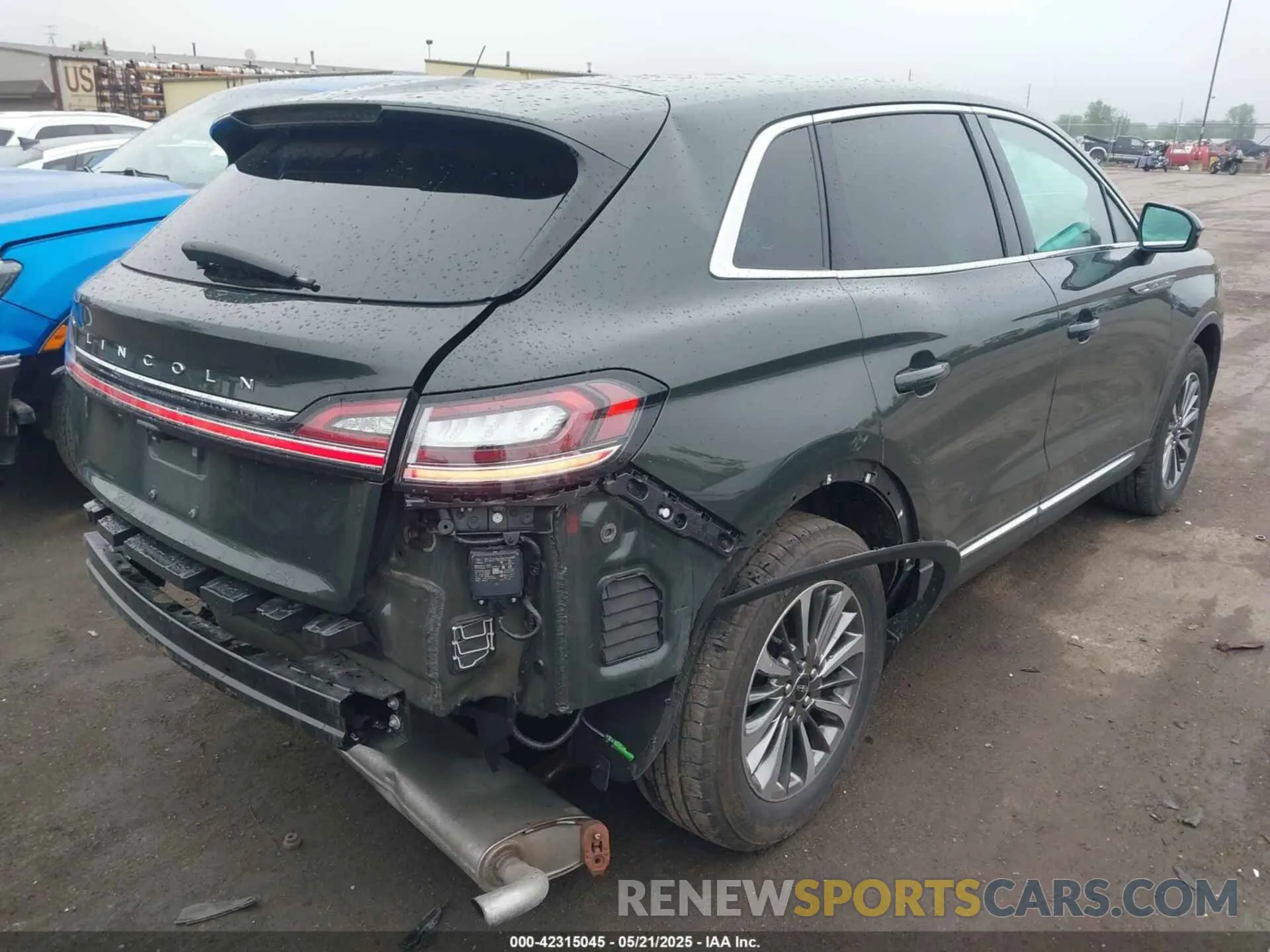 4 fotografías del automóvil dañado 2LMPJ8J96PBL23825 LINCOLN NAUTILUS 2023
