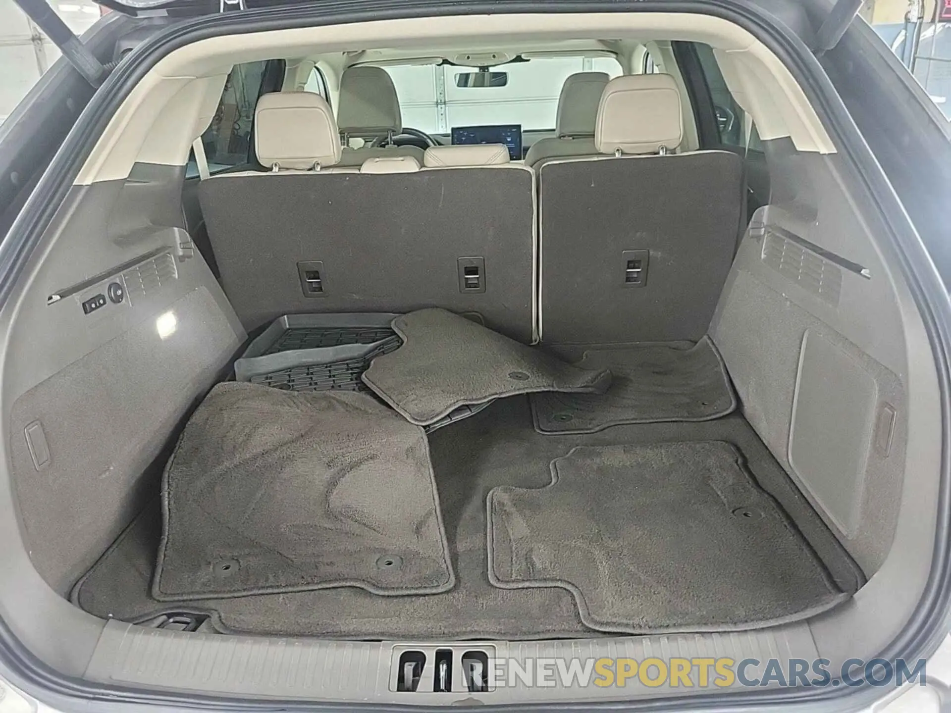 13 fotografías del automóvil dañado 2LMPJ8K98PBL06734 LINCOLN NAUTILUS 2023