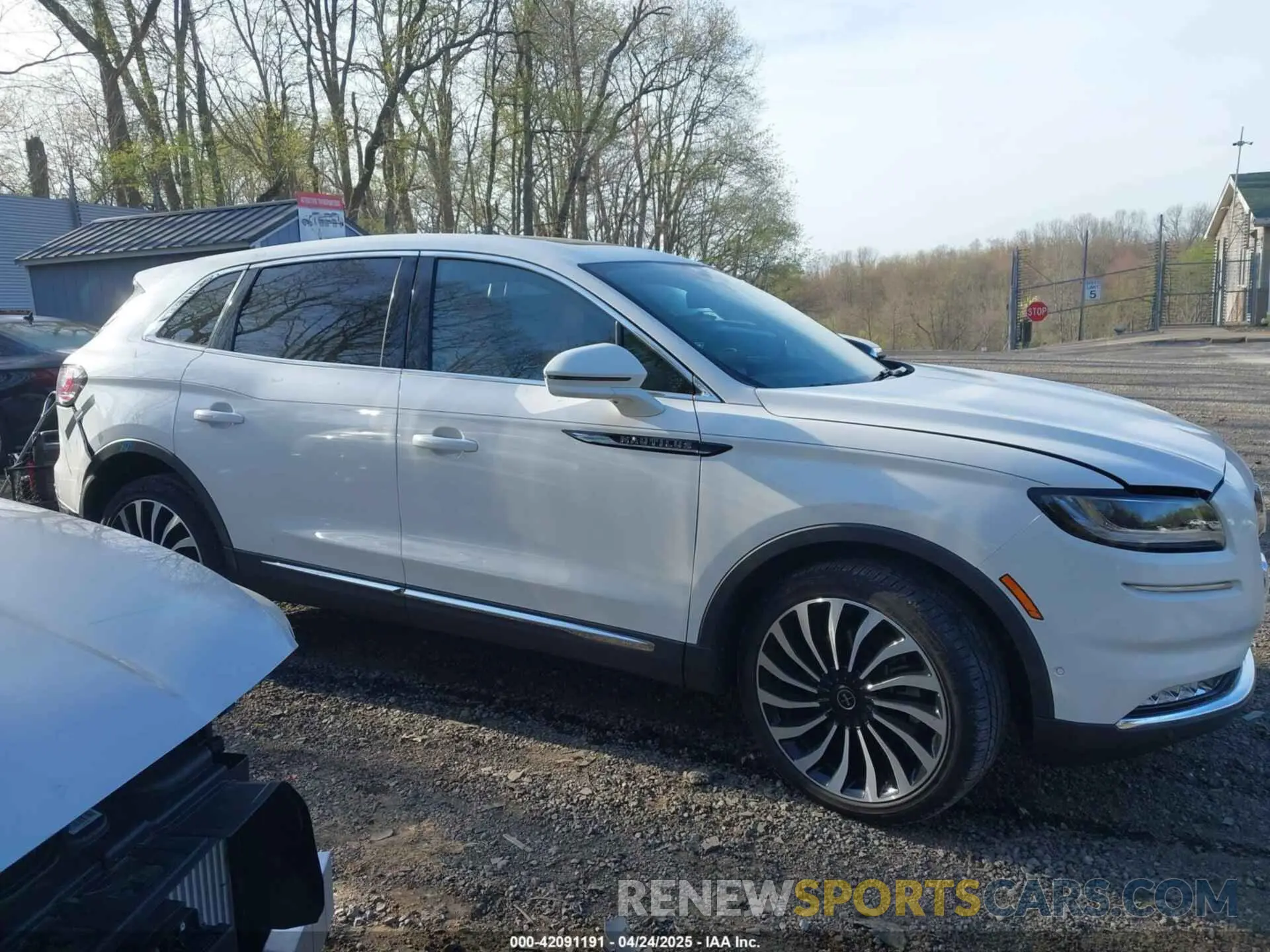 14 fotografías del automóvil dañado 2LMPJ9JP1PBL28970 LINCOLN NAUTILUS 2023