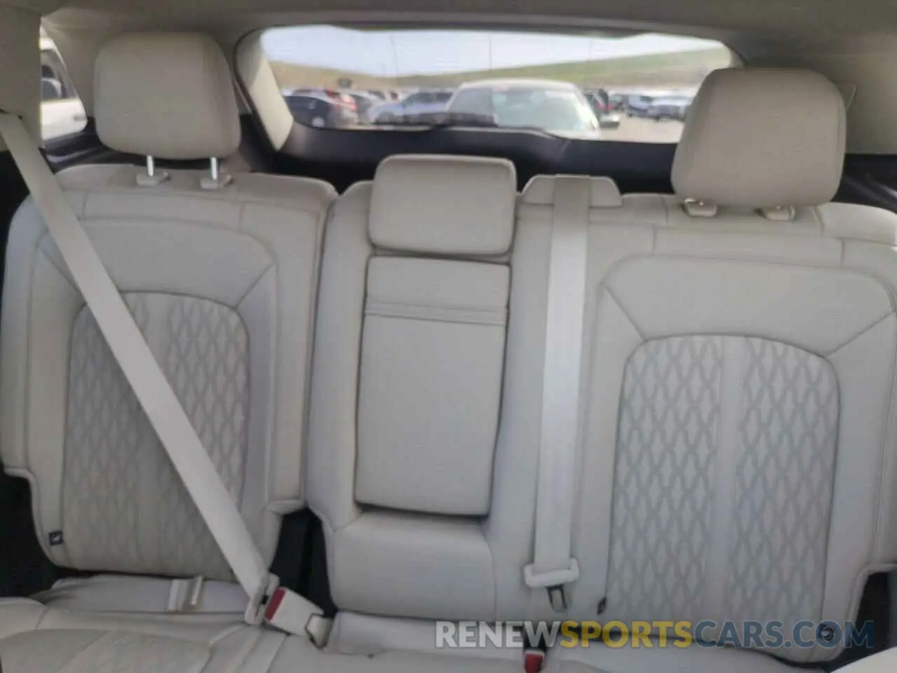 10 fotografías del automóvil dañado 2LMPJ9JP8PBL25838 LINCOLN NAUTILUS 2023