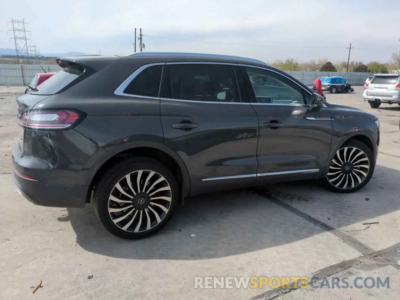 3 fotografías del automóvil dañado 2LMPJ9JP8PBL25838 LINCOLN NAUTILUS 2023