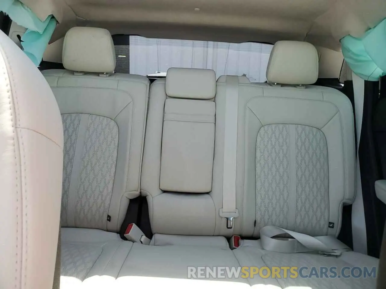 10 fotografías del automóvil dañado 2LMPJ9JP9PBL11253 LINCOLN NAUTILUS 2023