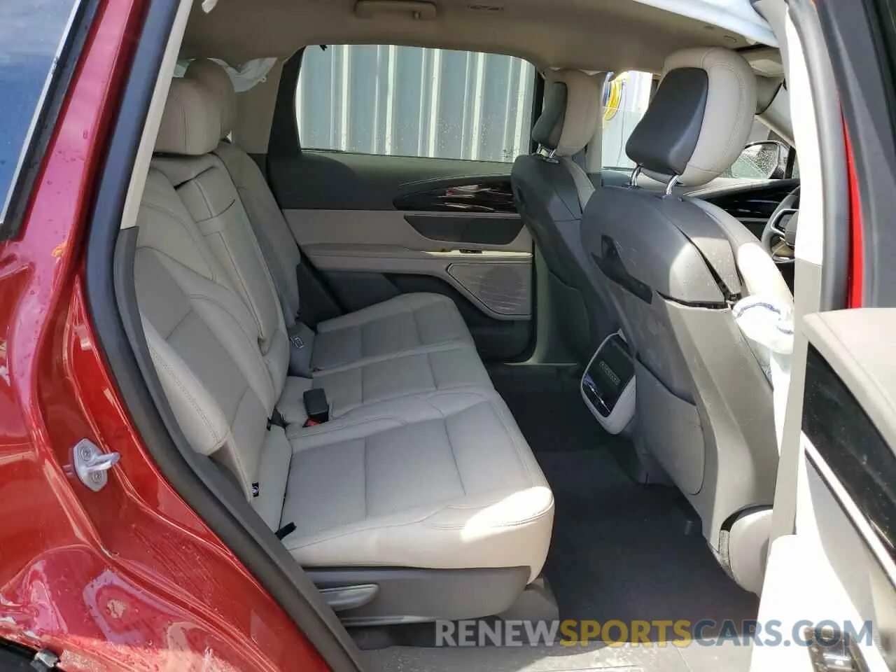 11 fotografías del automóvil dañado 5LMPJ8J45RJ808971 LINCOLN NAUTILUS P 2024