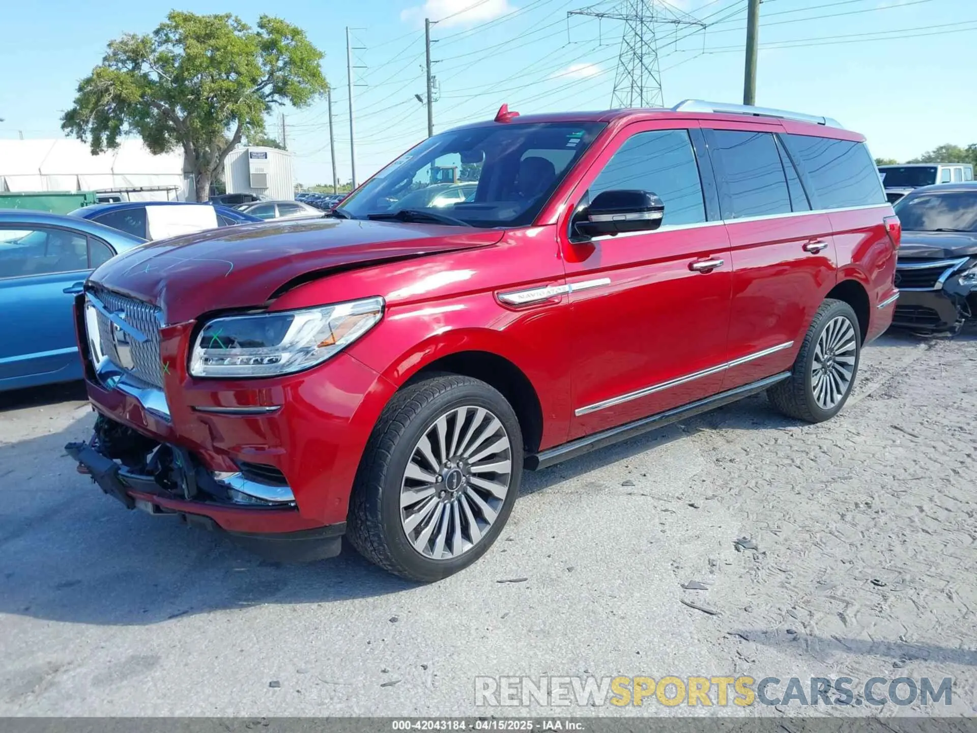 2 fotografías del automóvil dañado 5LMJJ2LT0KEL01580 LINCOLN NAVIGATOR 2019