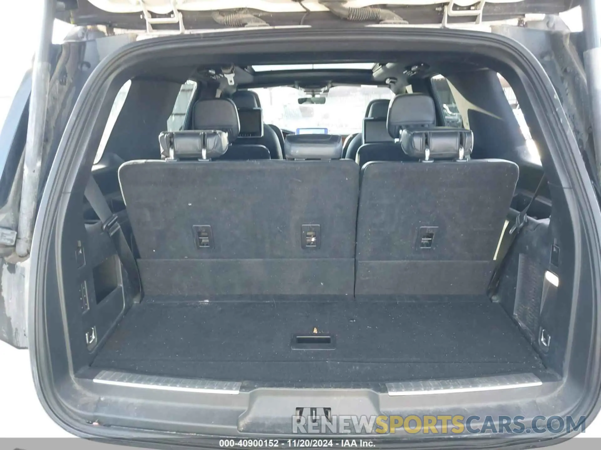 8 fotografías del automóvil dañado 5LMJJ2LT2KEL09194 LINCOLN NAVIGATOR 2019