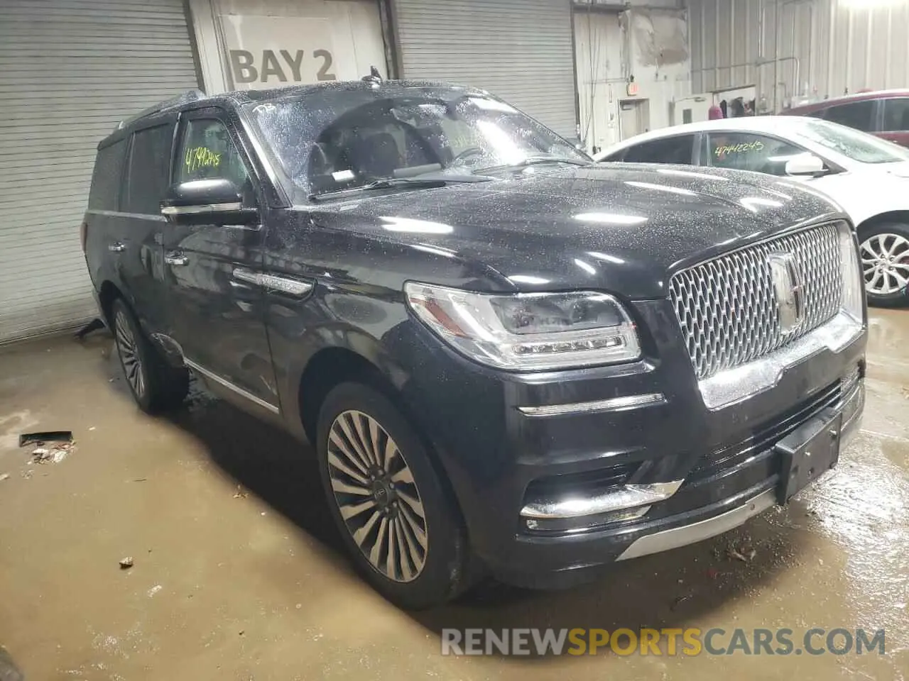 4 fotografías del automóvil dañado 5LMJJ2LT5KEL17211 LINCOLN NAVIGATOR 2019