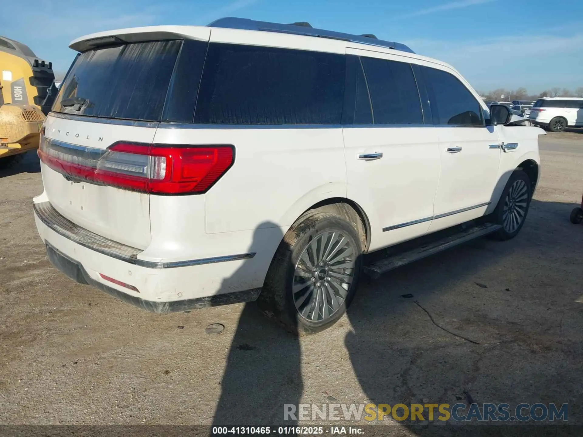 4 fotografías del automóvil dañado 5LMJJ2LT7KEL17842 LINCOLN NAVIGATOR 2019