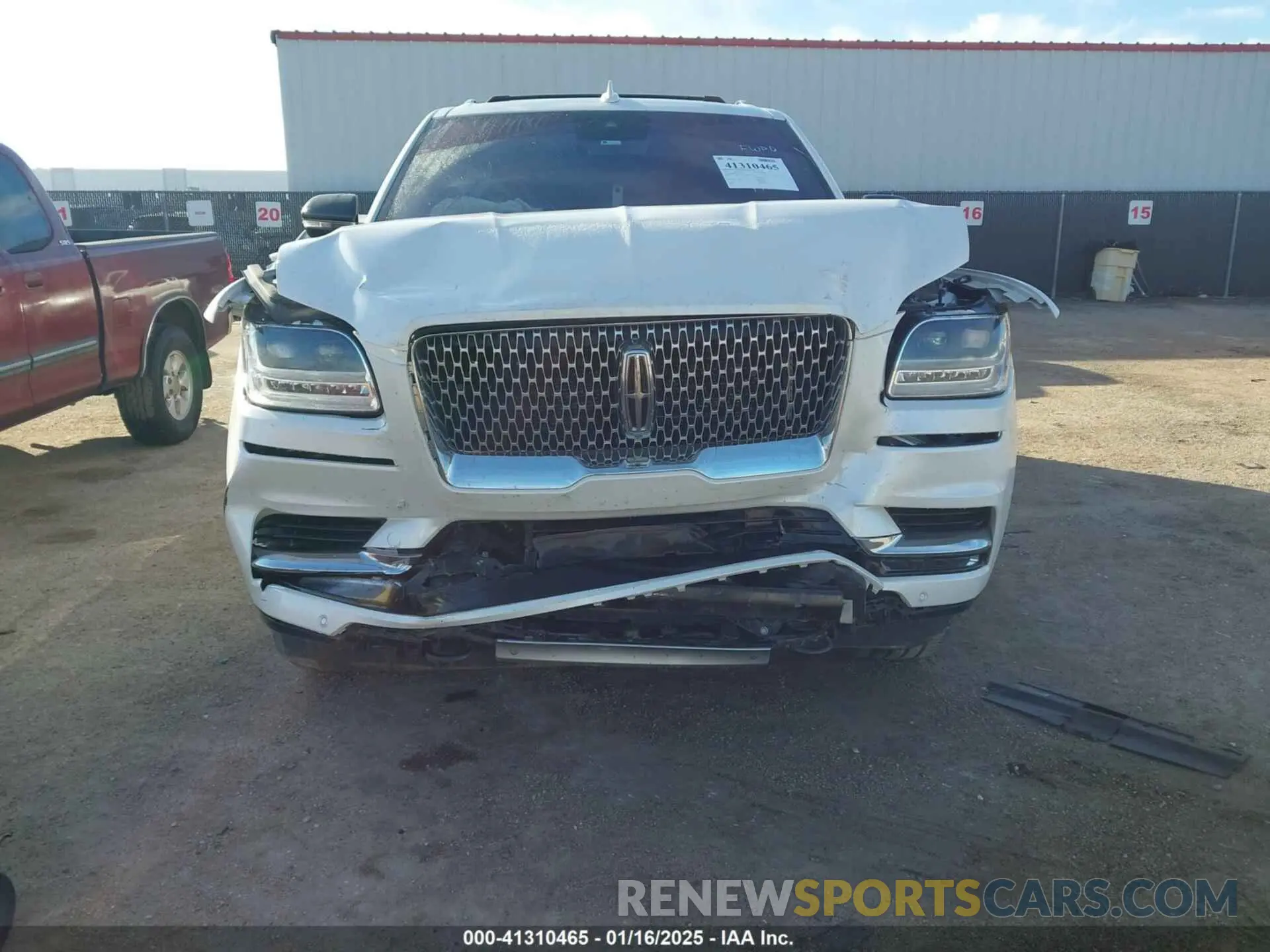 6 fotografías del automóvil dañado 5LMJJ2LT7KEL17842 LINCOLN NAVIGATOR 2019