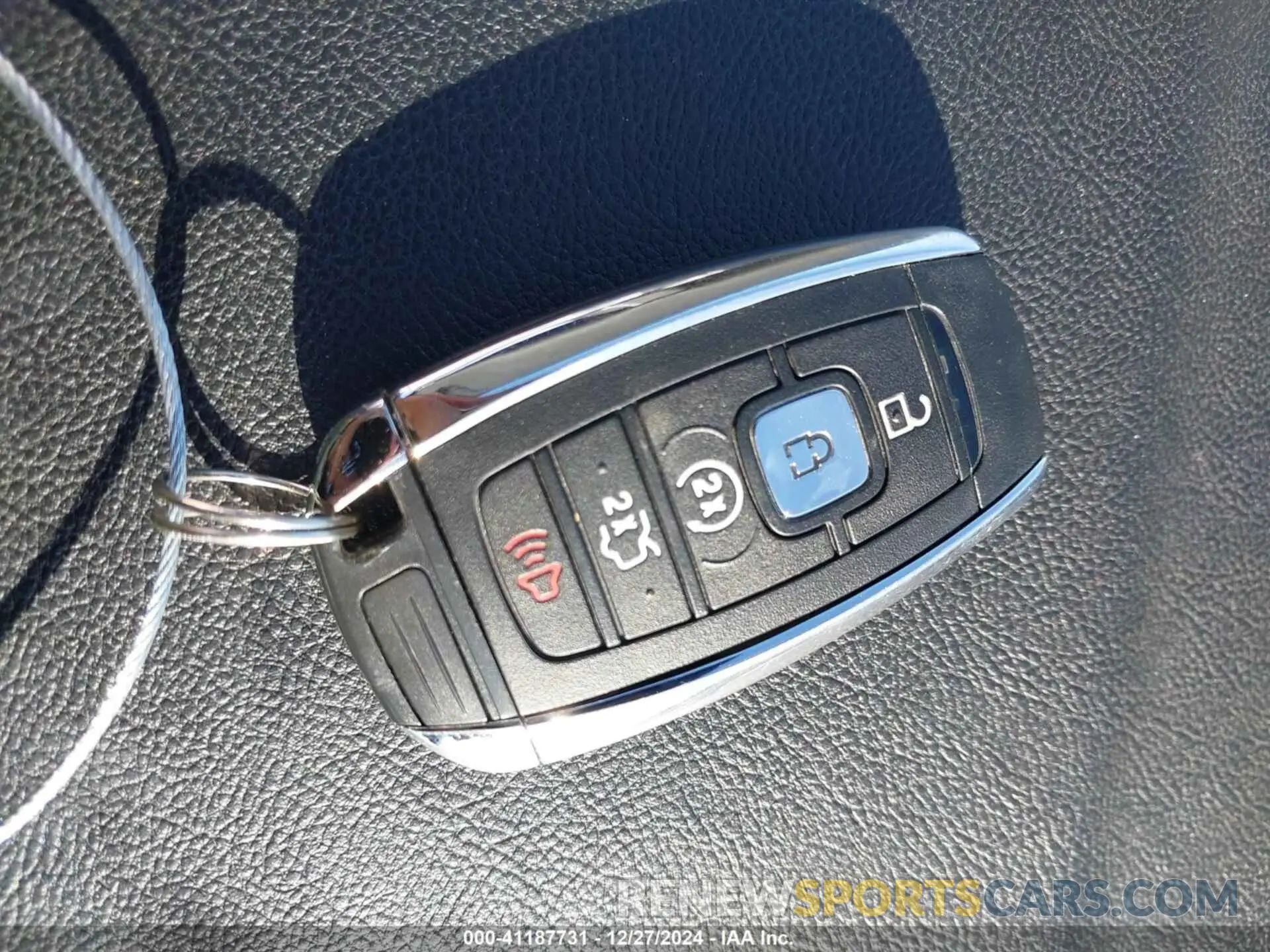 11 fotografías del automóvil dañado 5LMJJ2NT1KEL06946 LINCOLN NAVIGATOR 2019