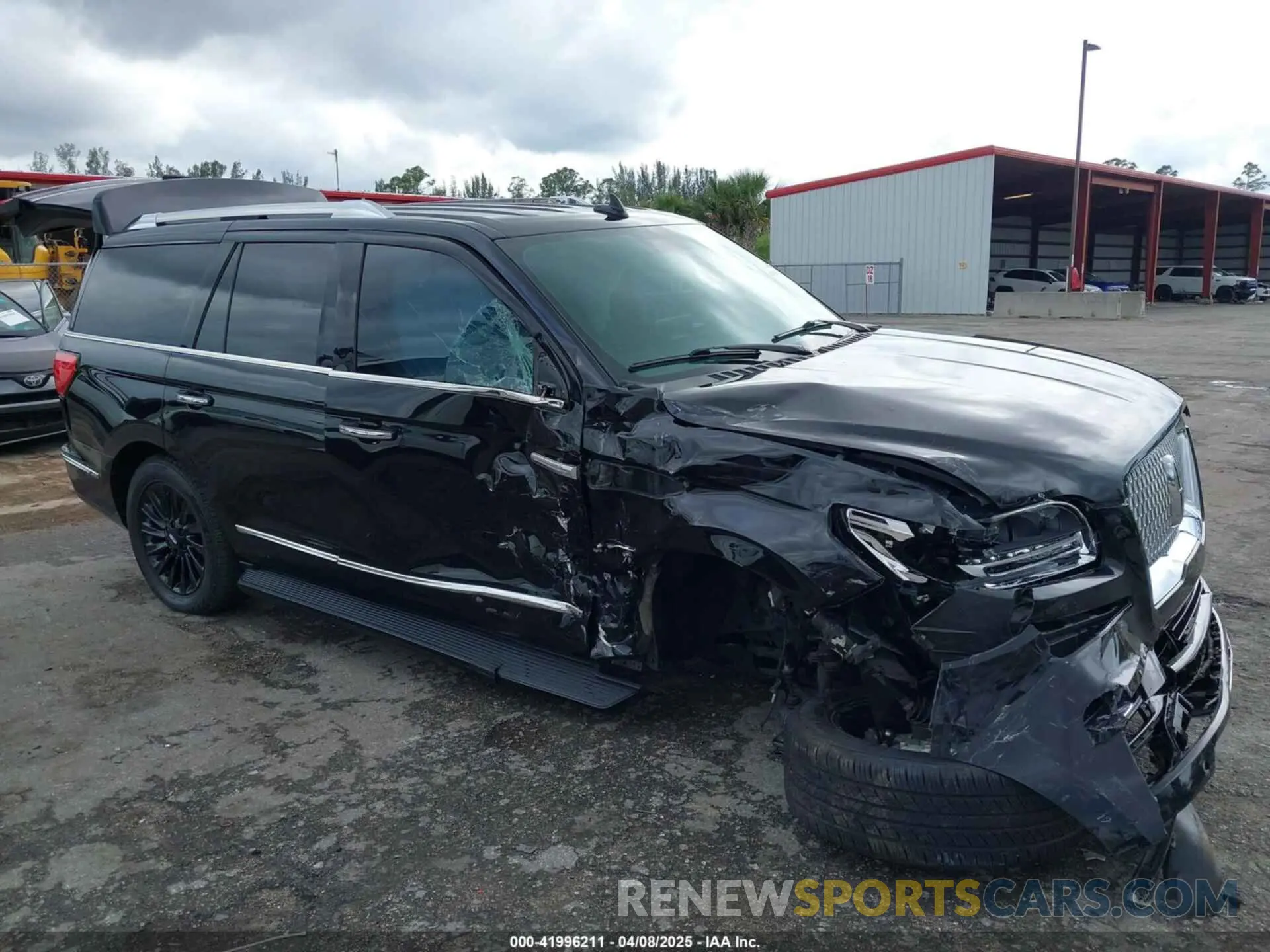 1 fotografías del automóvil dañado 5LMJJ2NT7KEL01735 LINCOLN NAVIGATOR 2019