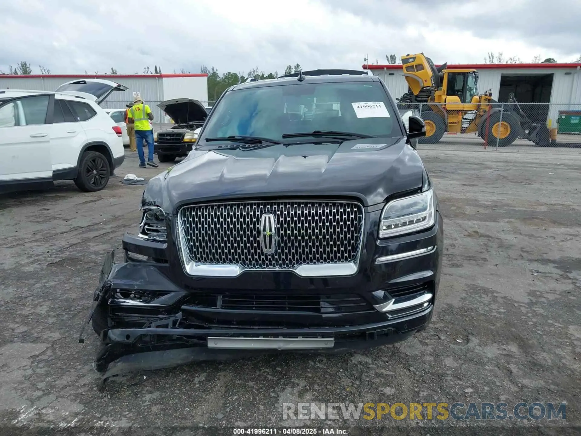 12 fotografías del automóvil dañado 5LMJJ2NT7KEL01735 LINCOLN NAVIGATOR 2019