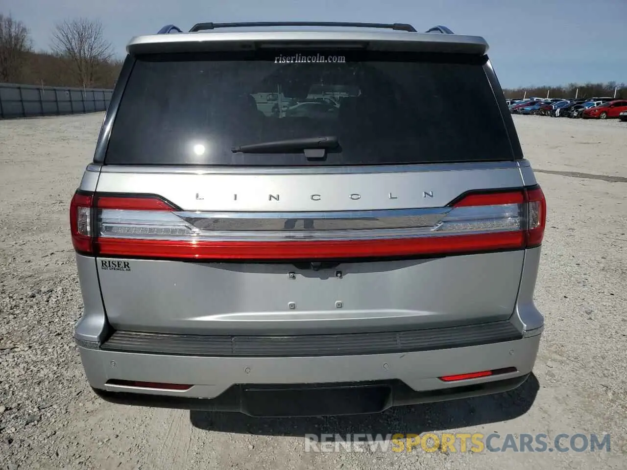 6 fotografías del automóvil dañado 5LMJJ3LT0KEL23813 LINCOLN NAVIGATOR 2019