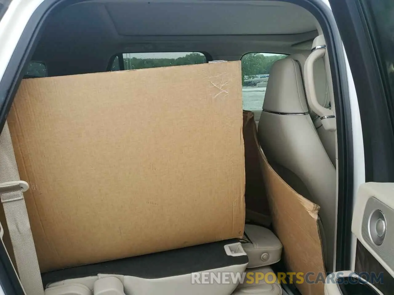 11 fotografías del automóvil dañado 5LMJJ3LT9KEL23311 LINCOLN NAVIGATOR 2019