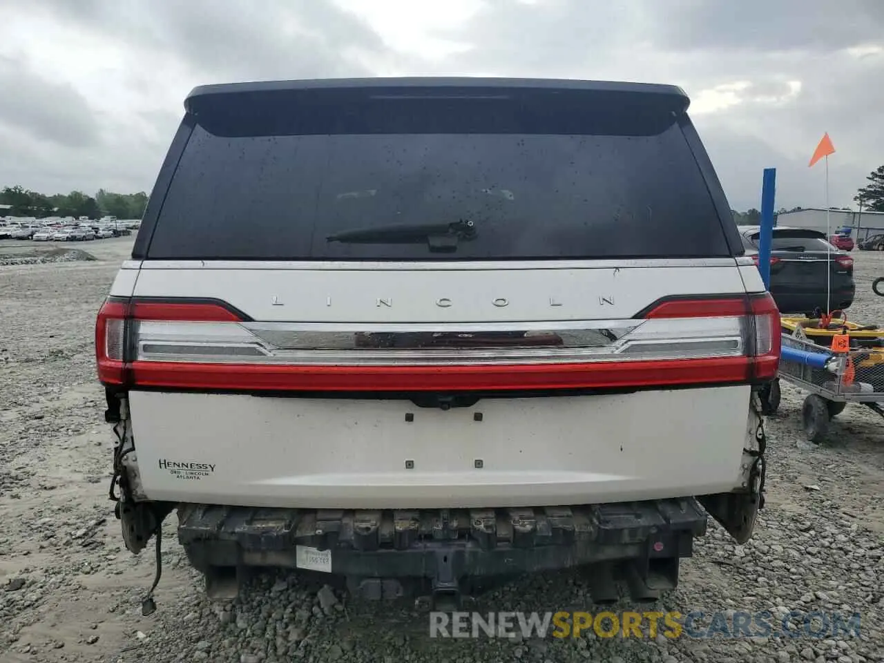 6 fotografías del automóvil dañado 5LMJJ3LT9KEL23311 LINCOLN NAVIGATOR 2019