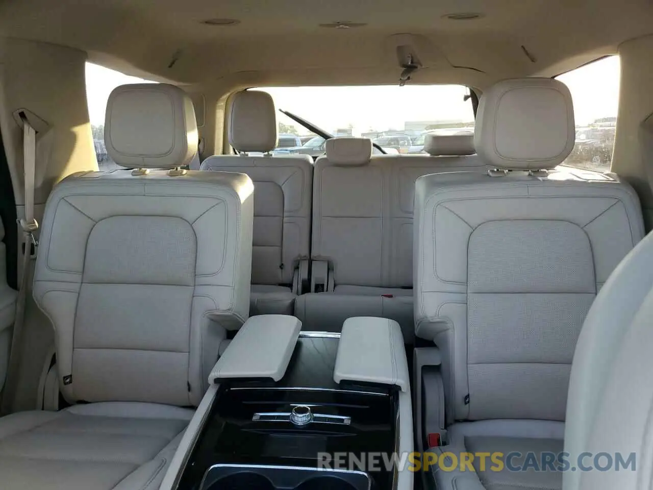 10 fotografías del automóvil dañado 5LMJJ2LT6LEL21396 LINCOLN NAVIGATOR 2020
