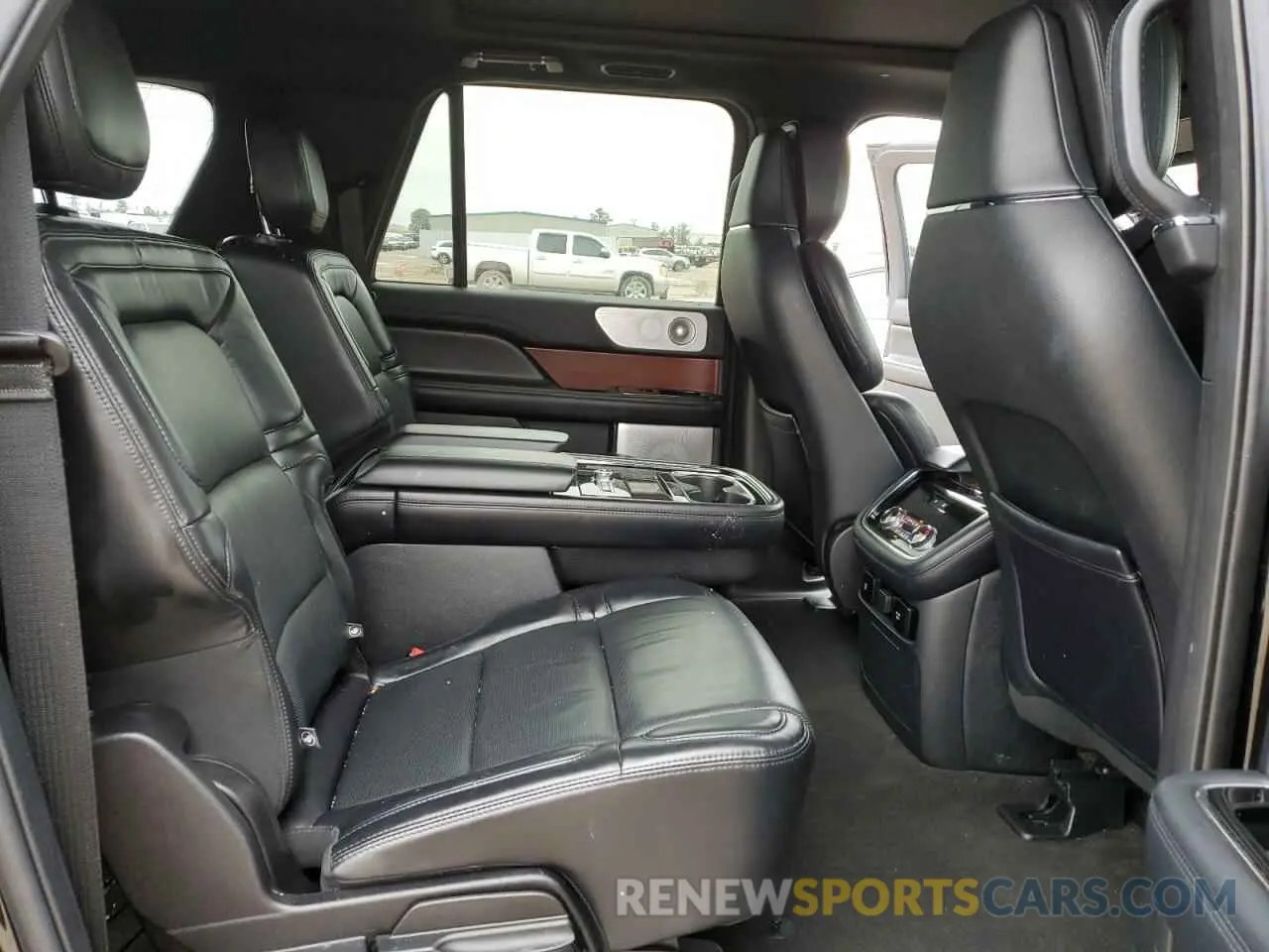 11 fotografías del automóvil dañado 5LMJJ3KT3LEL21850 LINCOLN NAVIGATOR 2020