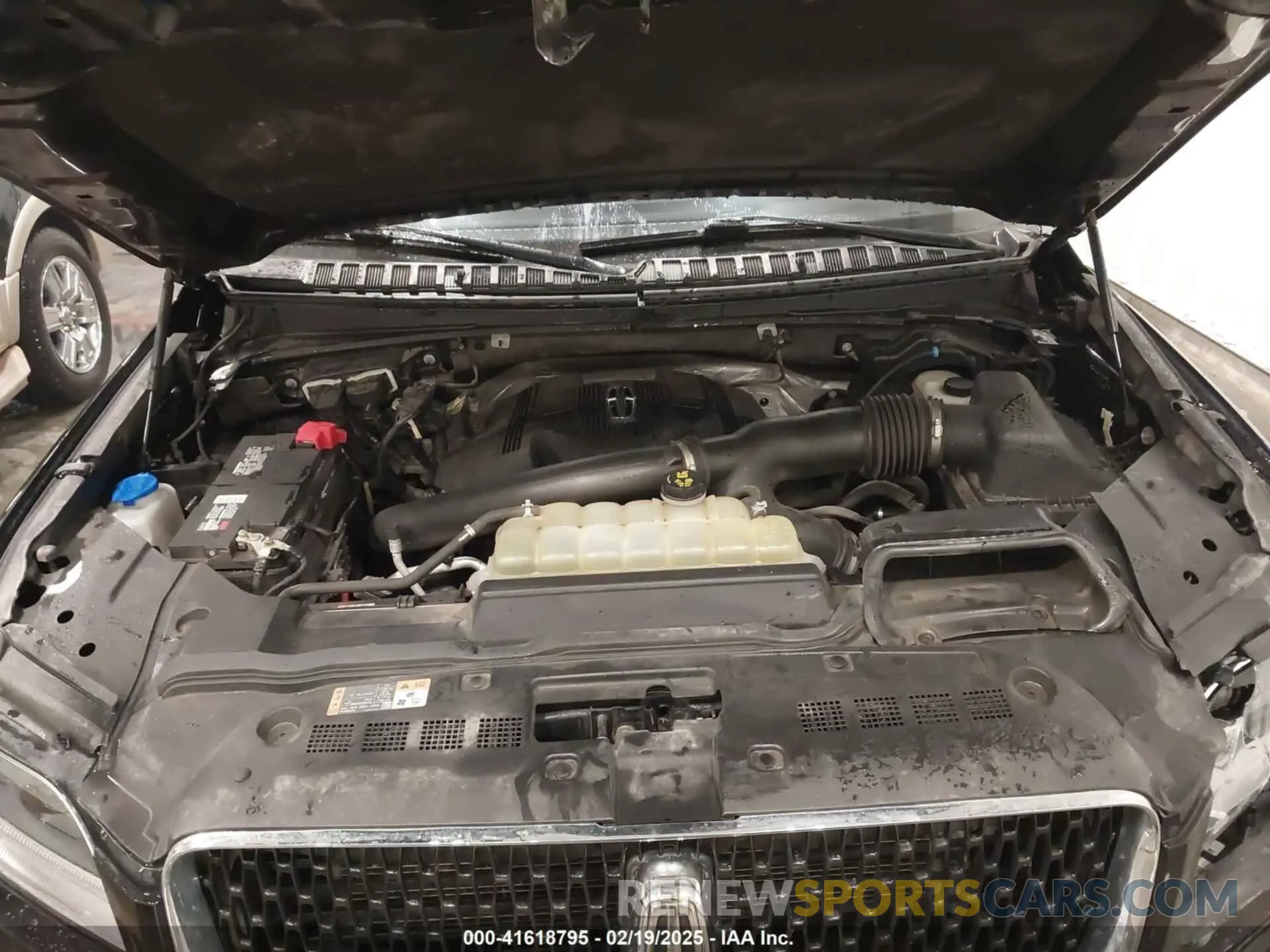 10 fotografías del automóvil dañado 5LMJJ3LT3LEL18476 LINCOLN NAVIGATOR 2020
