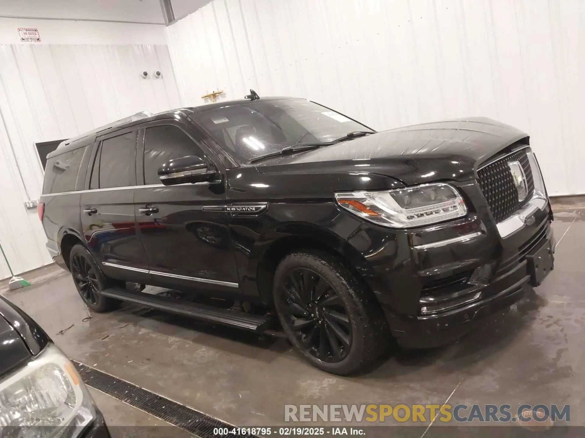 13 fotografías del automóvil dañado 5LMJJ3LT3LEL18476 LINCOLN NAVIGATOR 2020