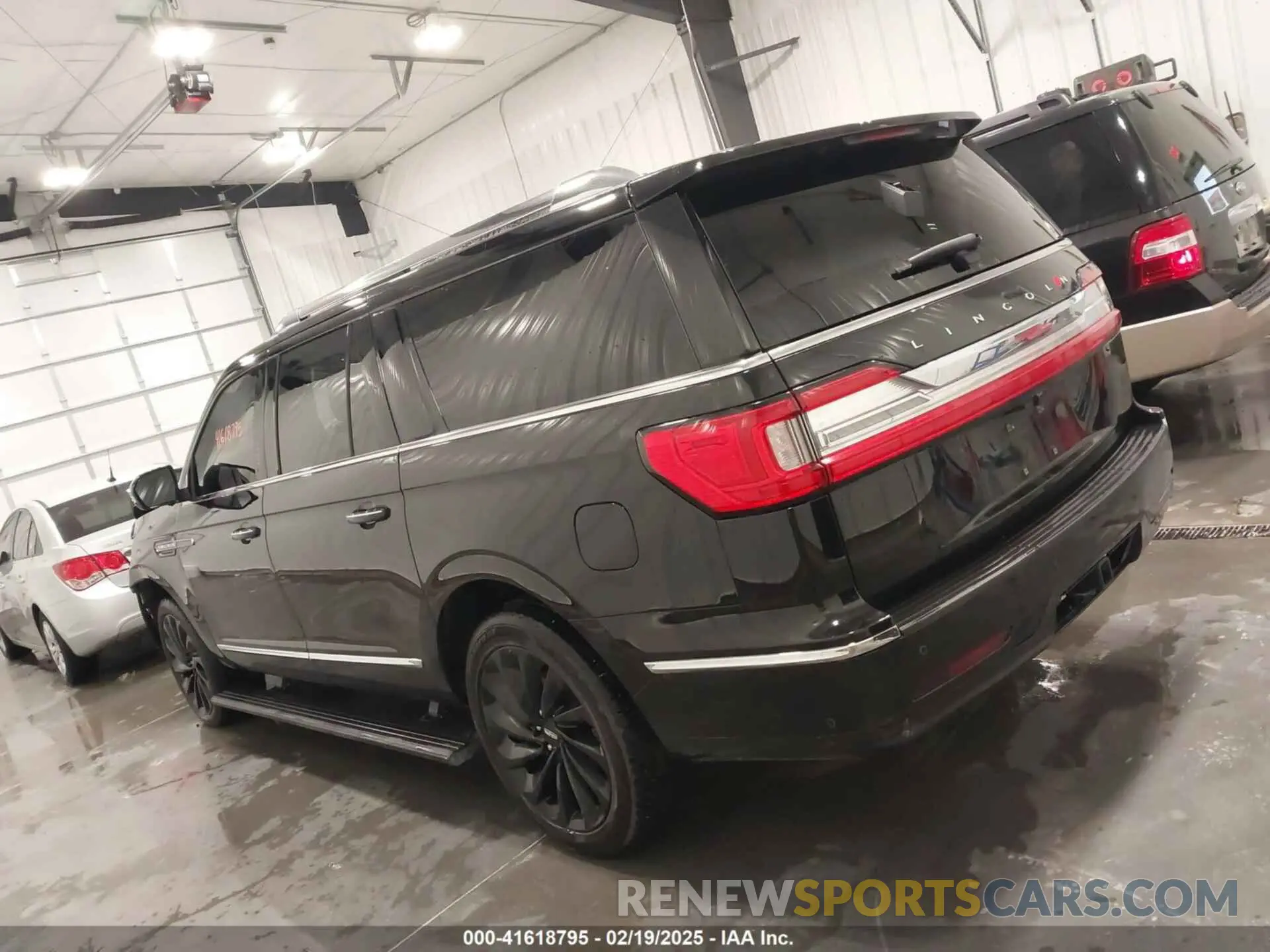 14 fotografías del automóvil dañado 5LMJJ3LT3LEL18476 LINCOLN NAVIGATOR 2020