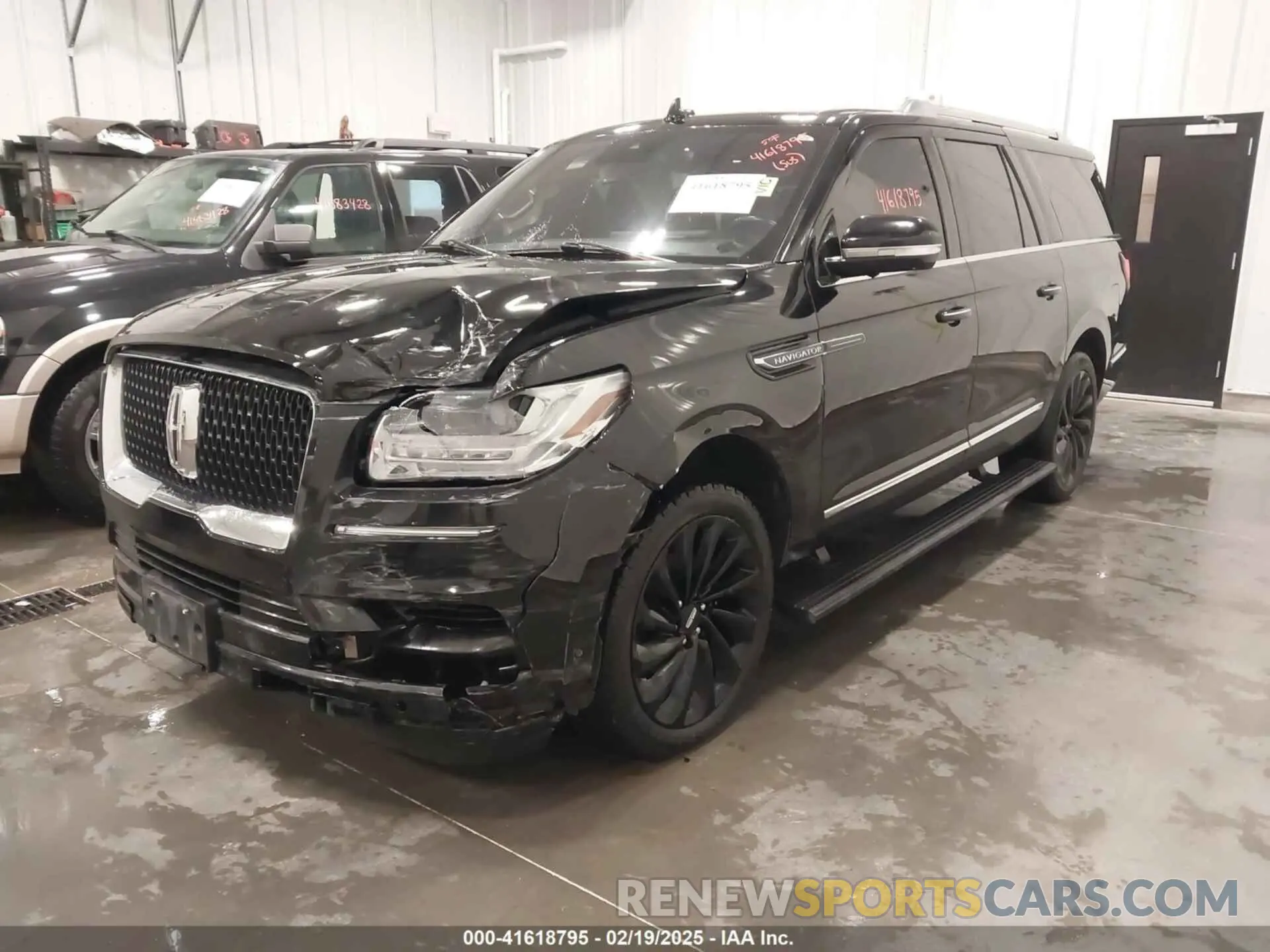 6 fotografías del automóvil dañado 5LMJJ3LT3LEL18476 LINCOLN NAVIGATOR 2020