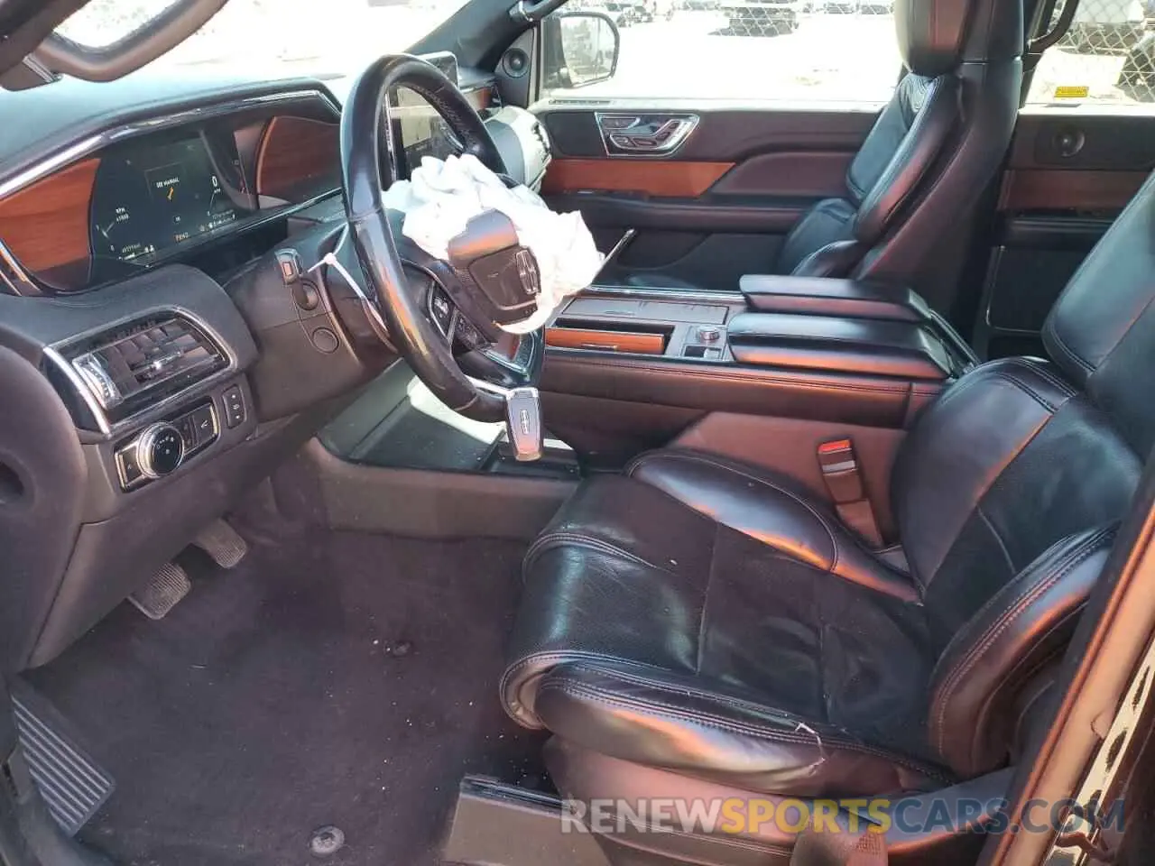 7 fotografías del automóvil dañado 5LMJJ3LTXLEL01870 LINCOLN NAVIGATOR 2020