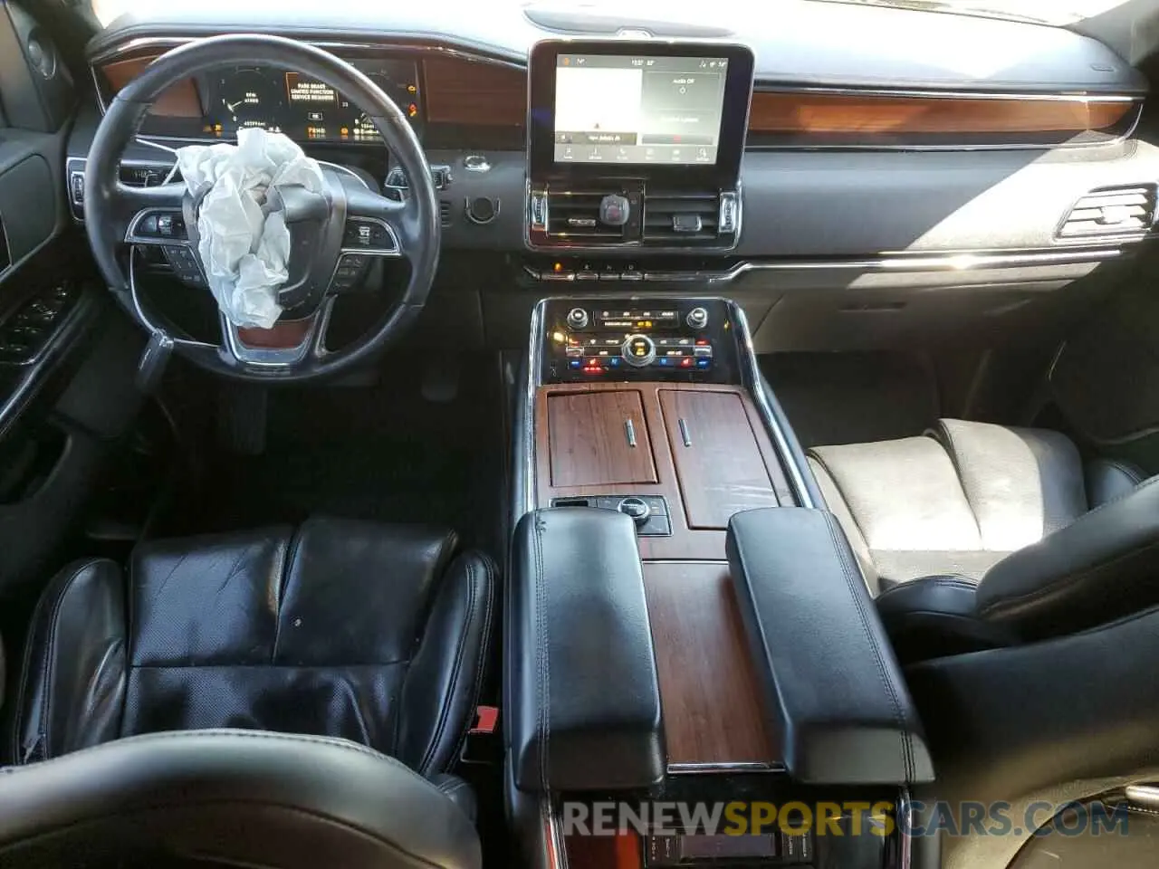 8 fotografías del automóvil dañado 5LMJJ3LTXLEL01870 LINCOLN NAVIGATOR 2020