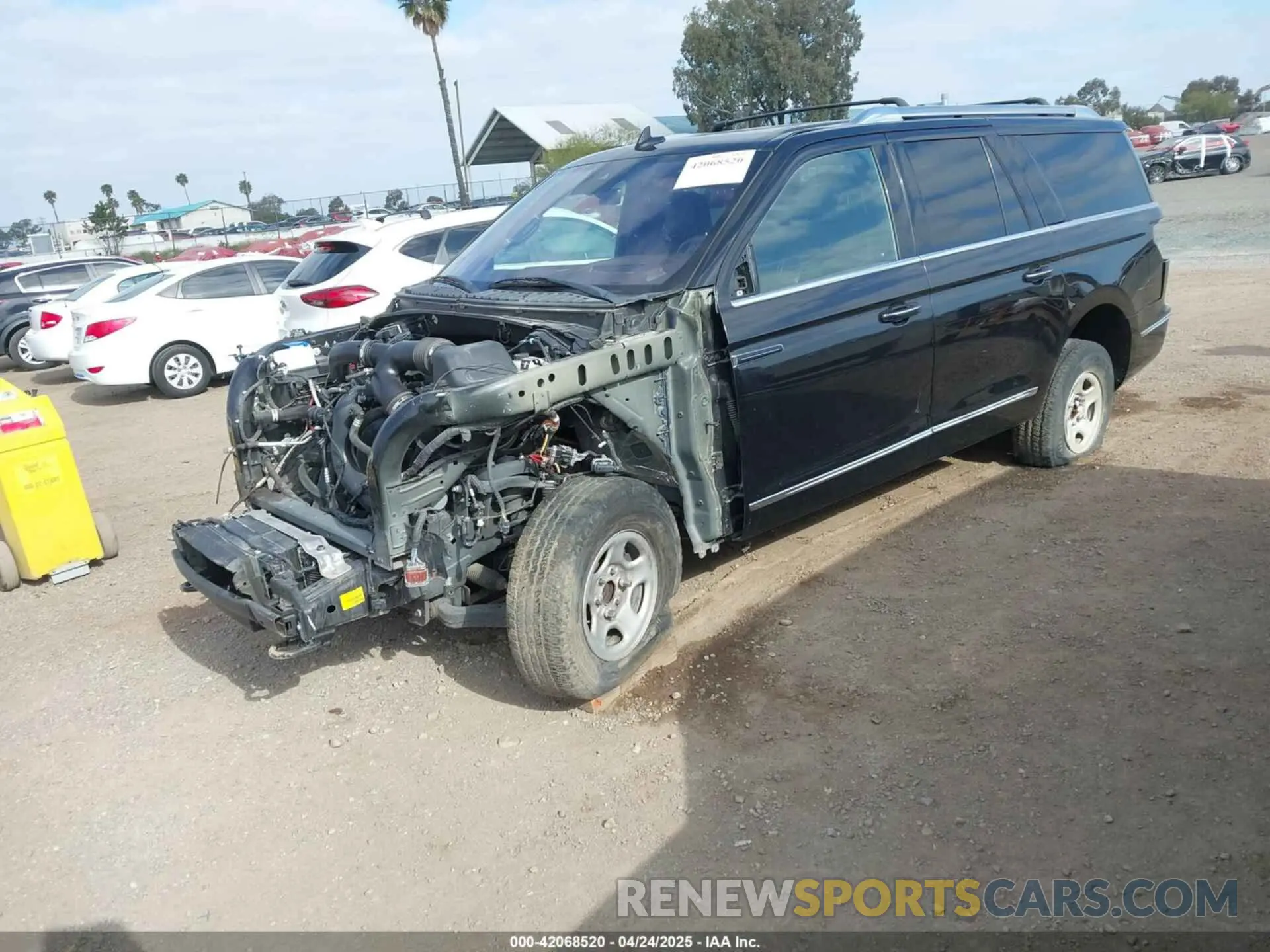 2 fotografías del automóvil dañado 5LMJJ3TT6LEL09528 LINCOLN NAVIGATOR 2020