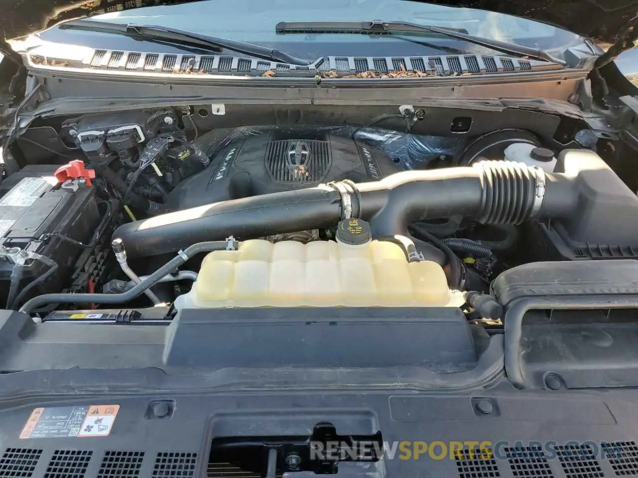 12 fotografías del automóvil dañado 5LMJJ2LT0MEL08497 LINCOLN NAVIGATOR 2021