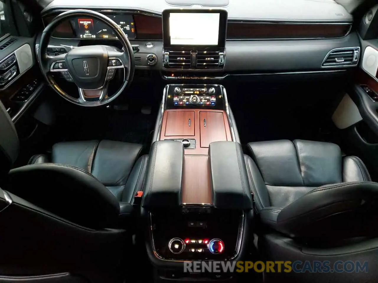 8 fotografías del automóvil dañado 5LMJJ2LT0MEL08497 LINCOLN NAVIGATOR 2021