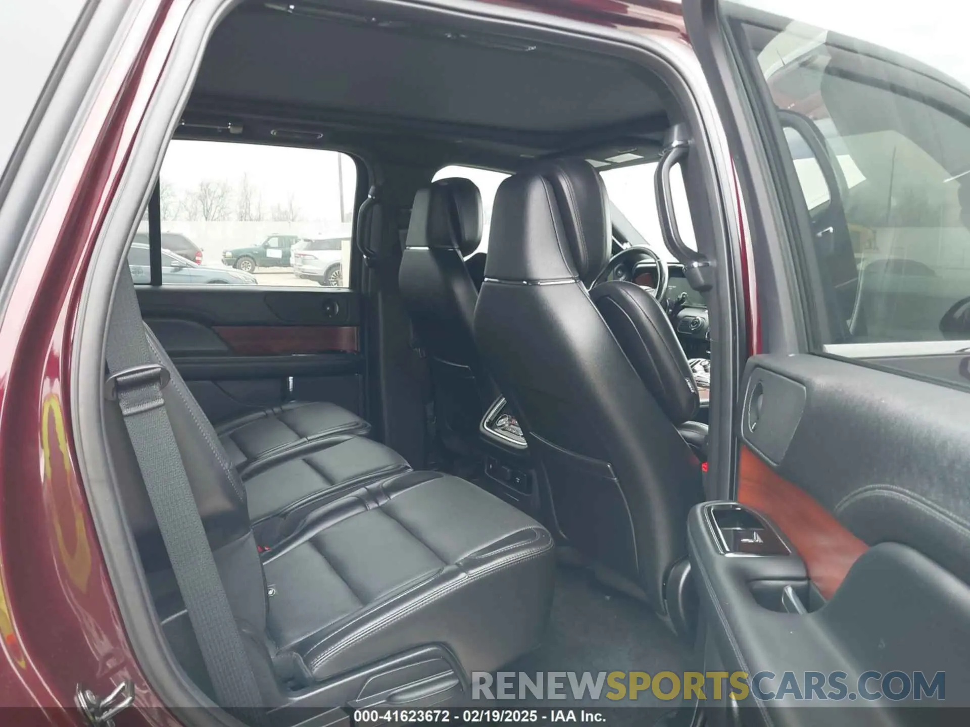 8 fotografías del automóvil dañado 5LMJJ2LT2MEL17430 LINCOLN NAVIGATOR 2021