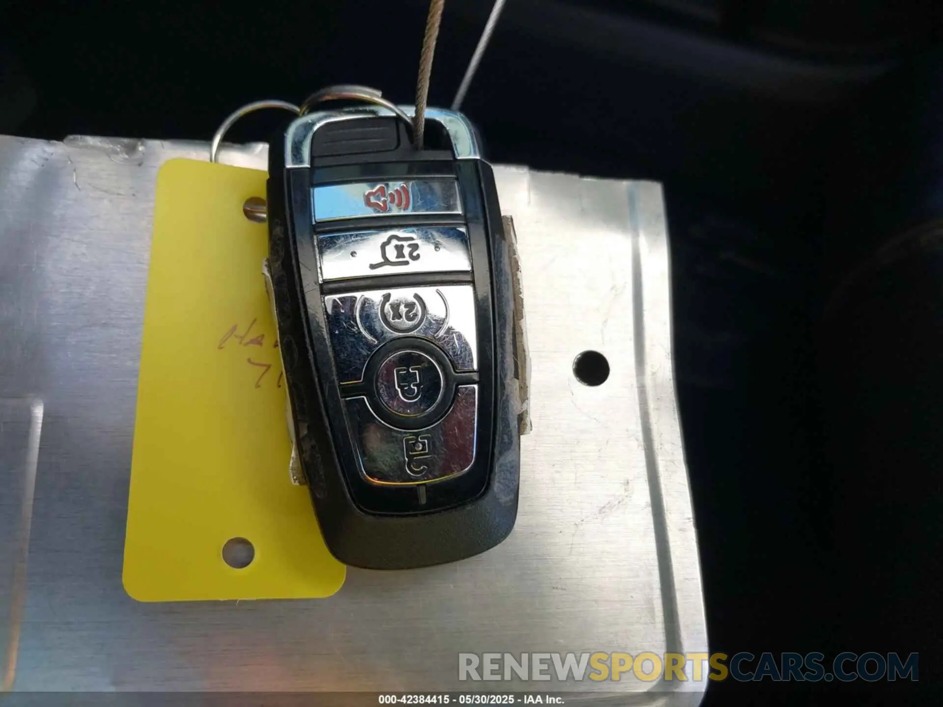 11 fotografías del automóvil dañado 5LMJJ3MT2MEL10966 LINCOLN NAVIGATOR 2021