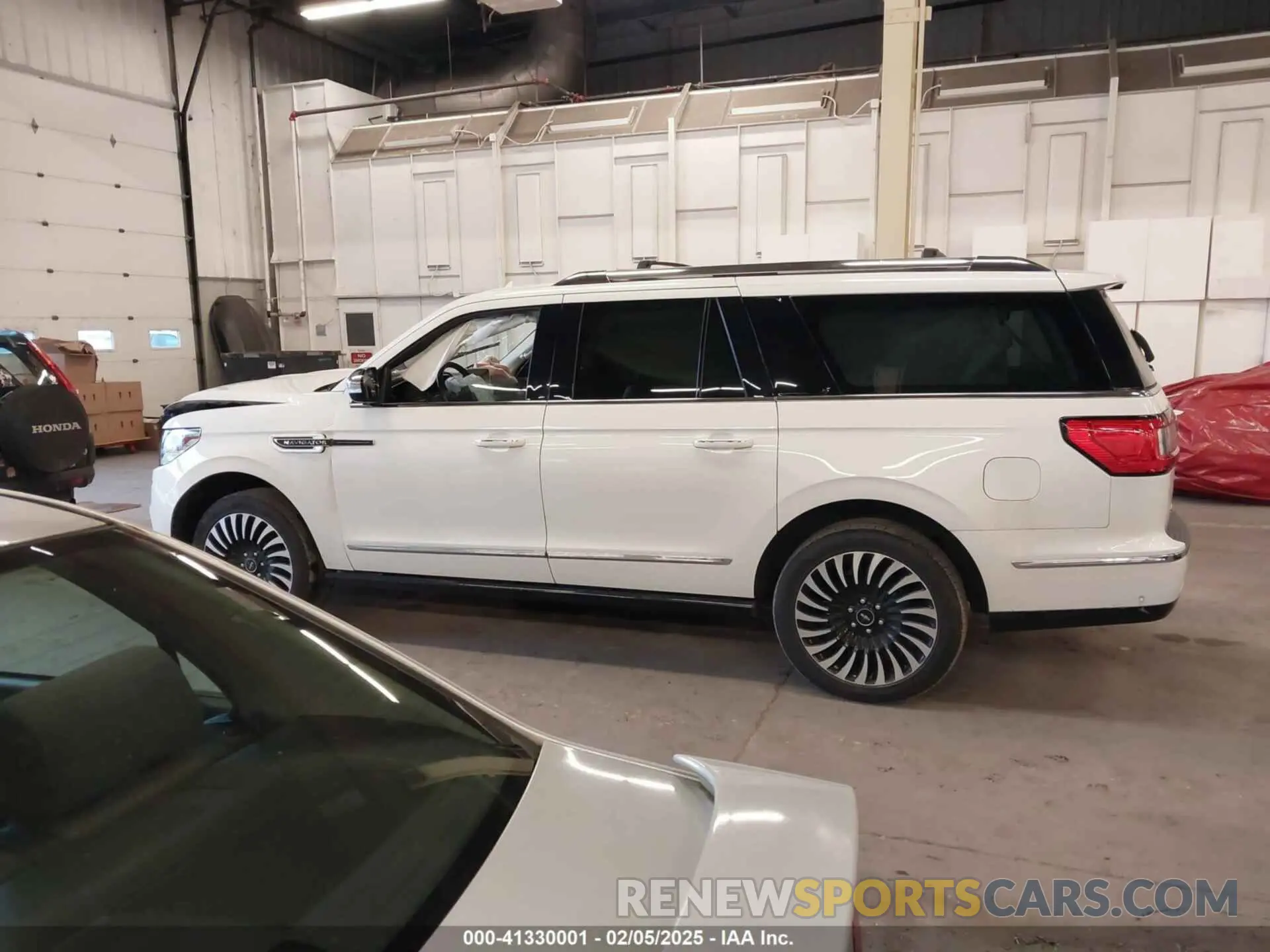 14 fotografías del automóvil dañado 5LMJJ3TT3MEL15532 LINCOLN NAVIGATOR 2021