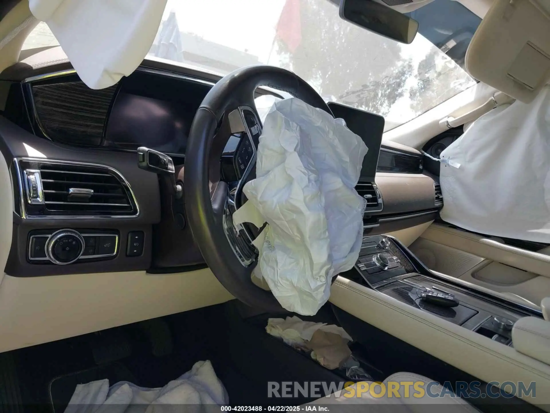 7 fotografías del automóvil dañado 5LMJJ3TTXMEL02695 LINCOLN NAVIGATOR 2021