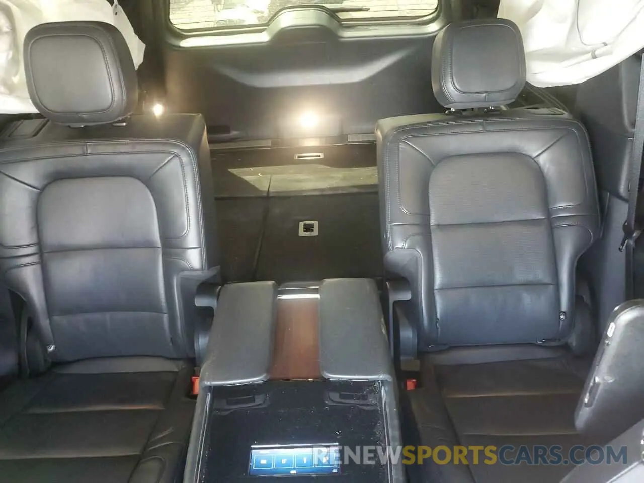 10 fotografías del automóvil dañado 5LMJJ2LT1NEL16478 LINCOLN NAVIGATOR 2022