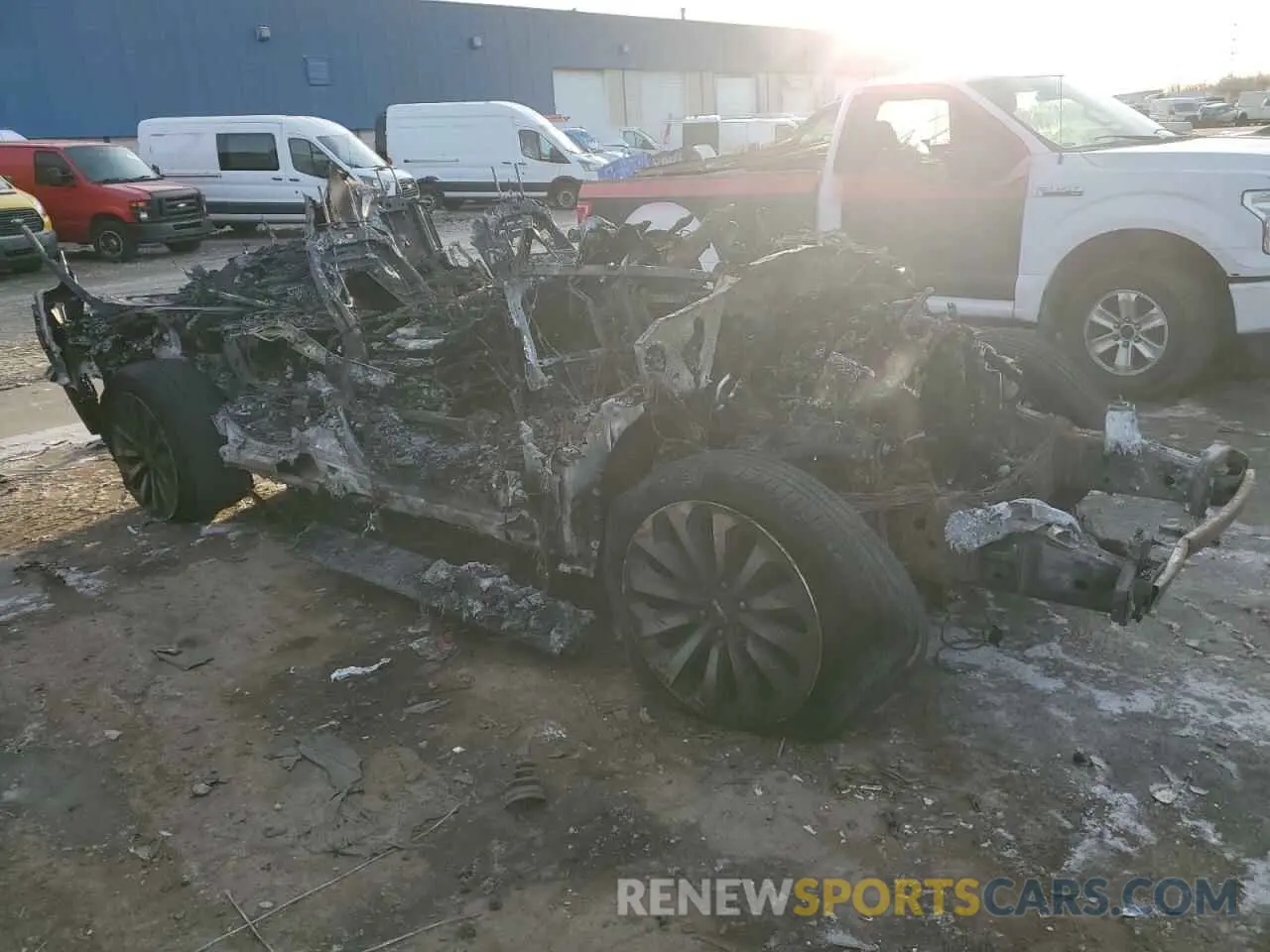 4 fotografías del automóvil dañado 5LMJJ2LT5NEL01532 LINCOLN NAVIGATOR 2022