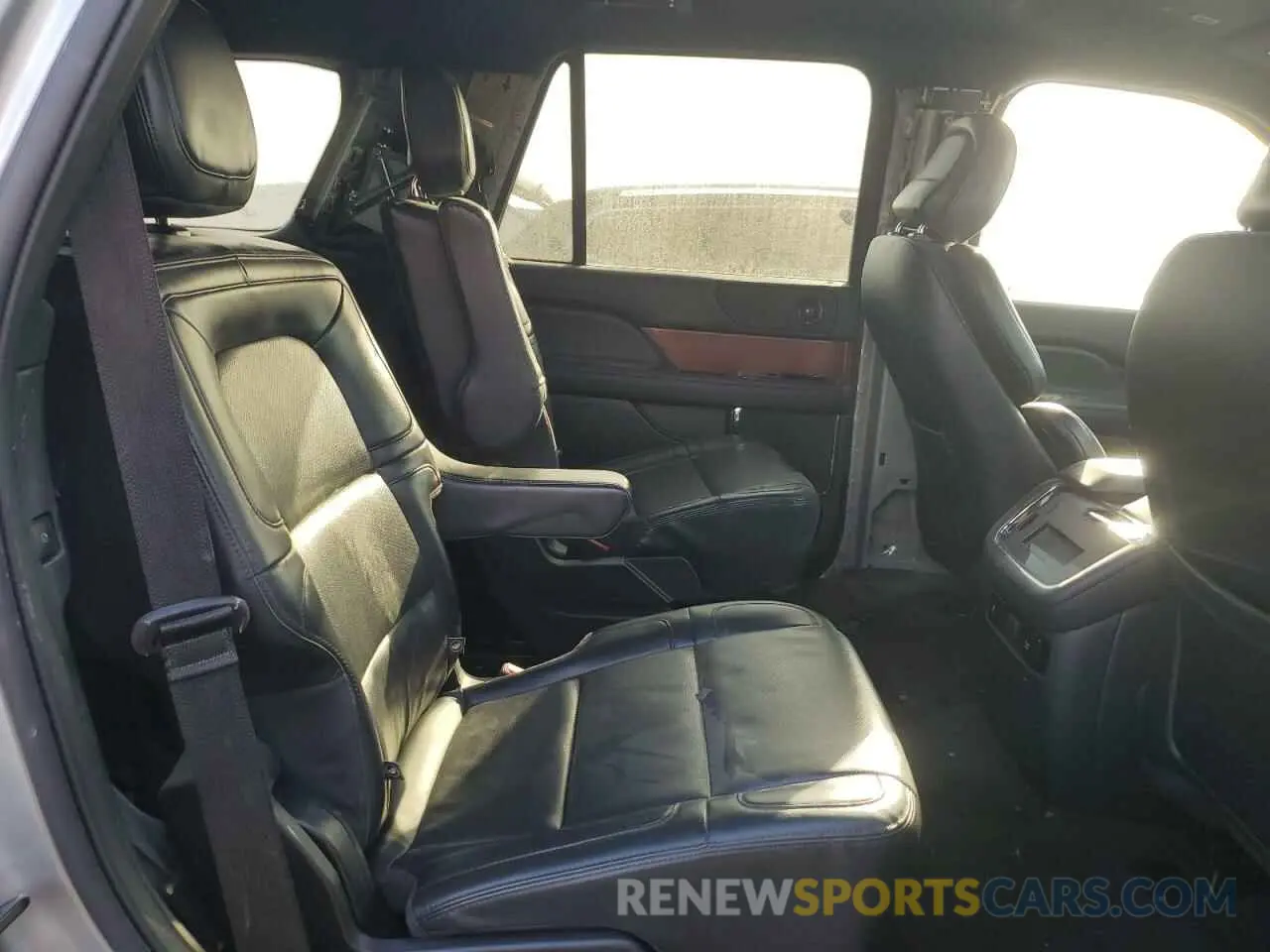 10 fotografías del automóvil dañado 5LMJJ2NT4NEL10008 LINCOLN NAVIGATOR 2022