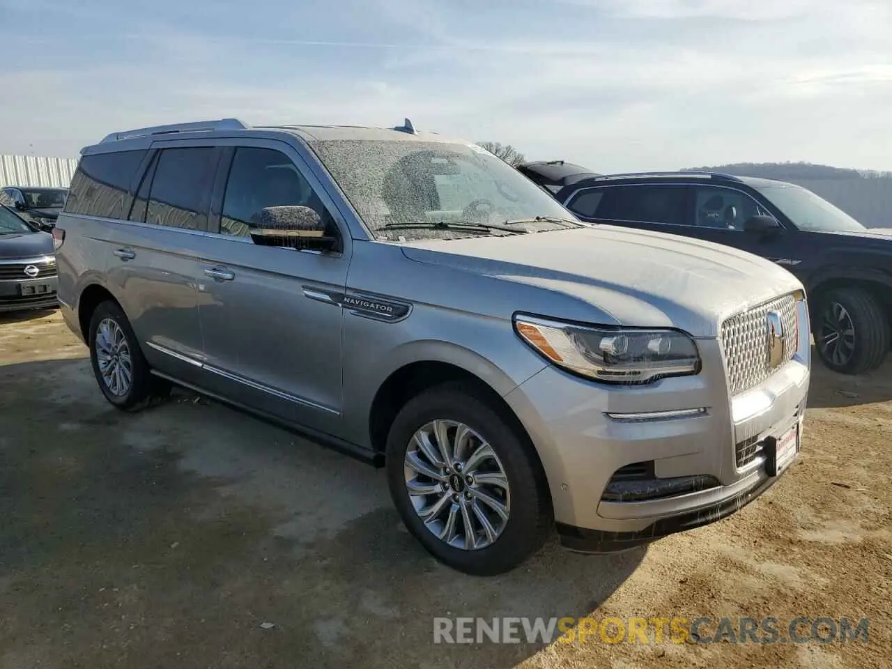 4 fotografías del automóvil dañado 5LMJJ2NT4NEL10008 LINCOLN NAVIGATOR 2022