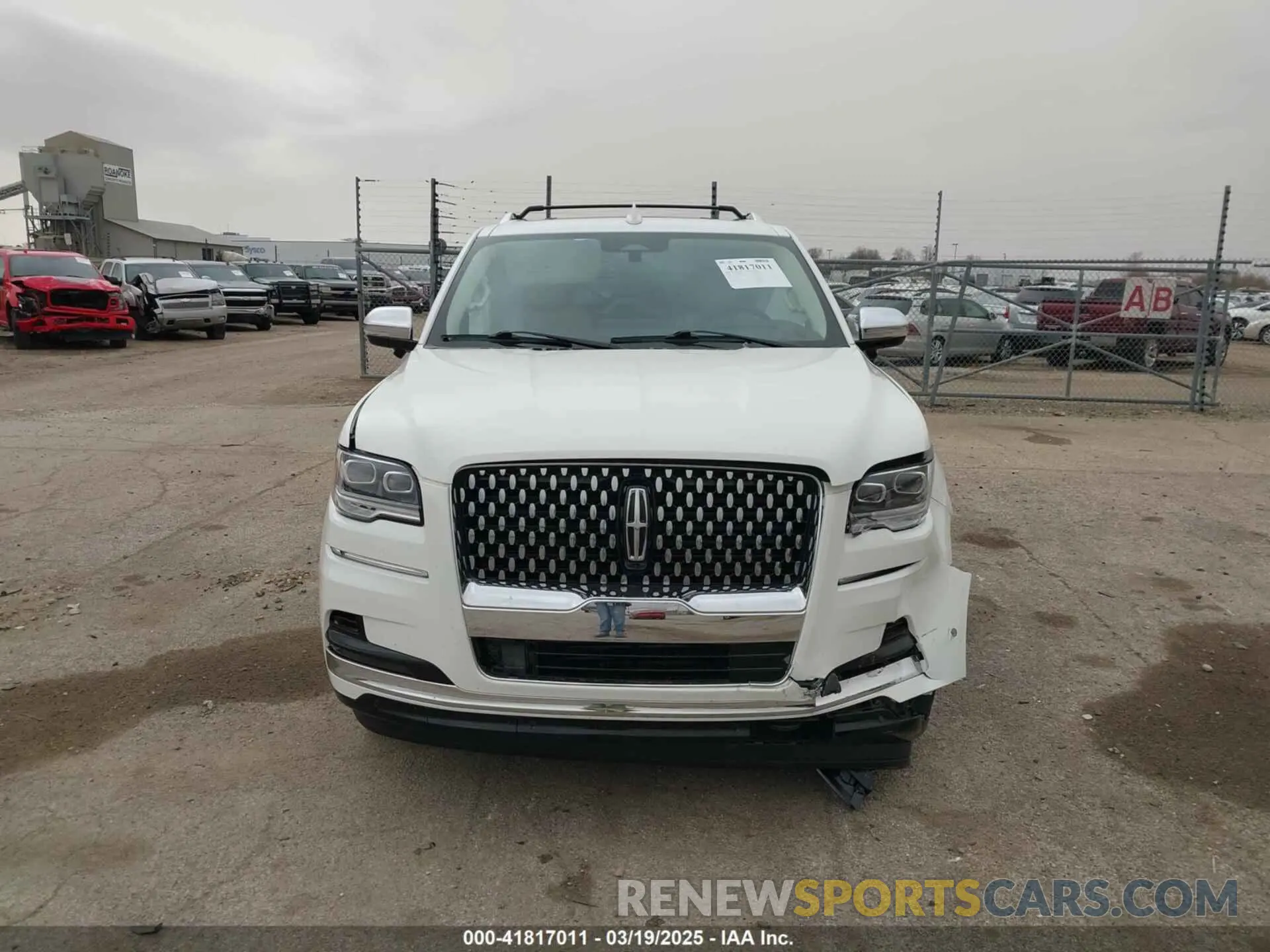 12 fotografías del automóvil dañado 5LMJJ2TT7NEL03931 LINCOLN NAVIGATOR 2022