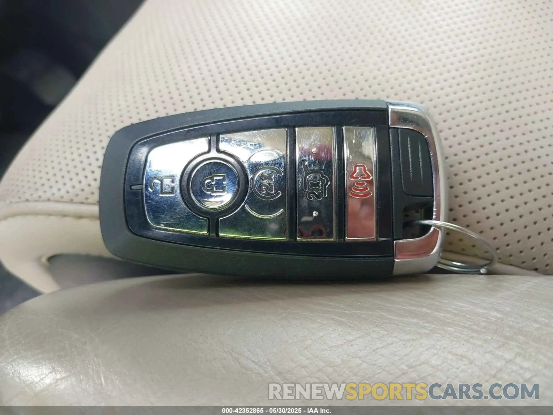 11 fotografías del automóvil dañado 5LMJJ2KG8PEL05663 LINCOLN NAVIGATOR 2023