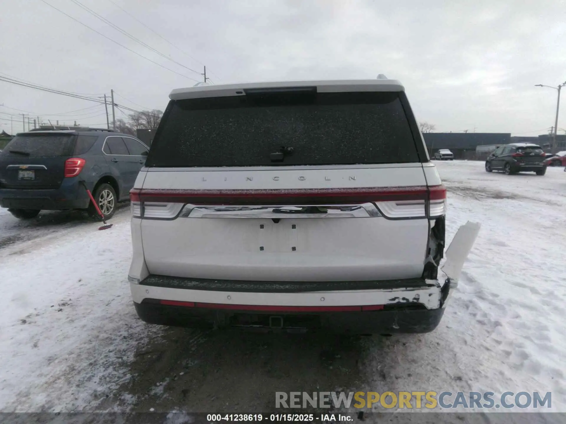 16 fotografías del automóvil dañado 5LMJJ2LG3PEL07013 LINCOLN NAVIGATOR 2023