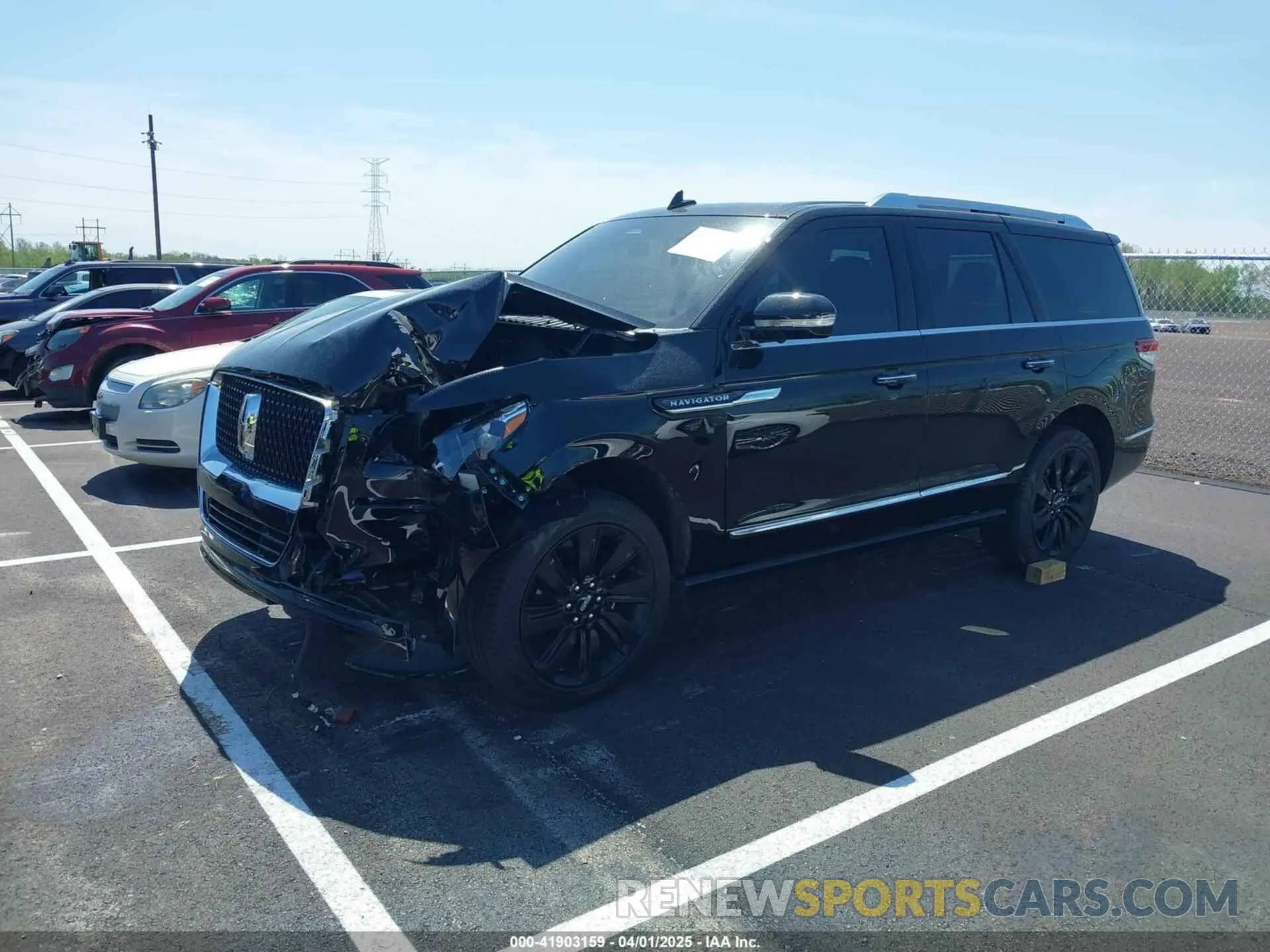 2 fotografías del automóvil dañado 5LMJJ2LG4PEL08977 LINCOLN NAVIGATOR 2023