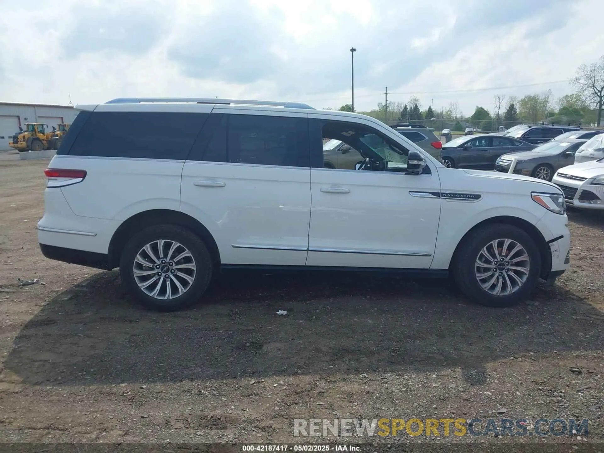 13 fotografías del automóvil dañado 5LMJJ2NGXPEL12884 LINCOLN NAVIGATOR 2023