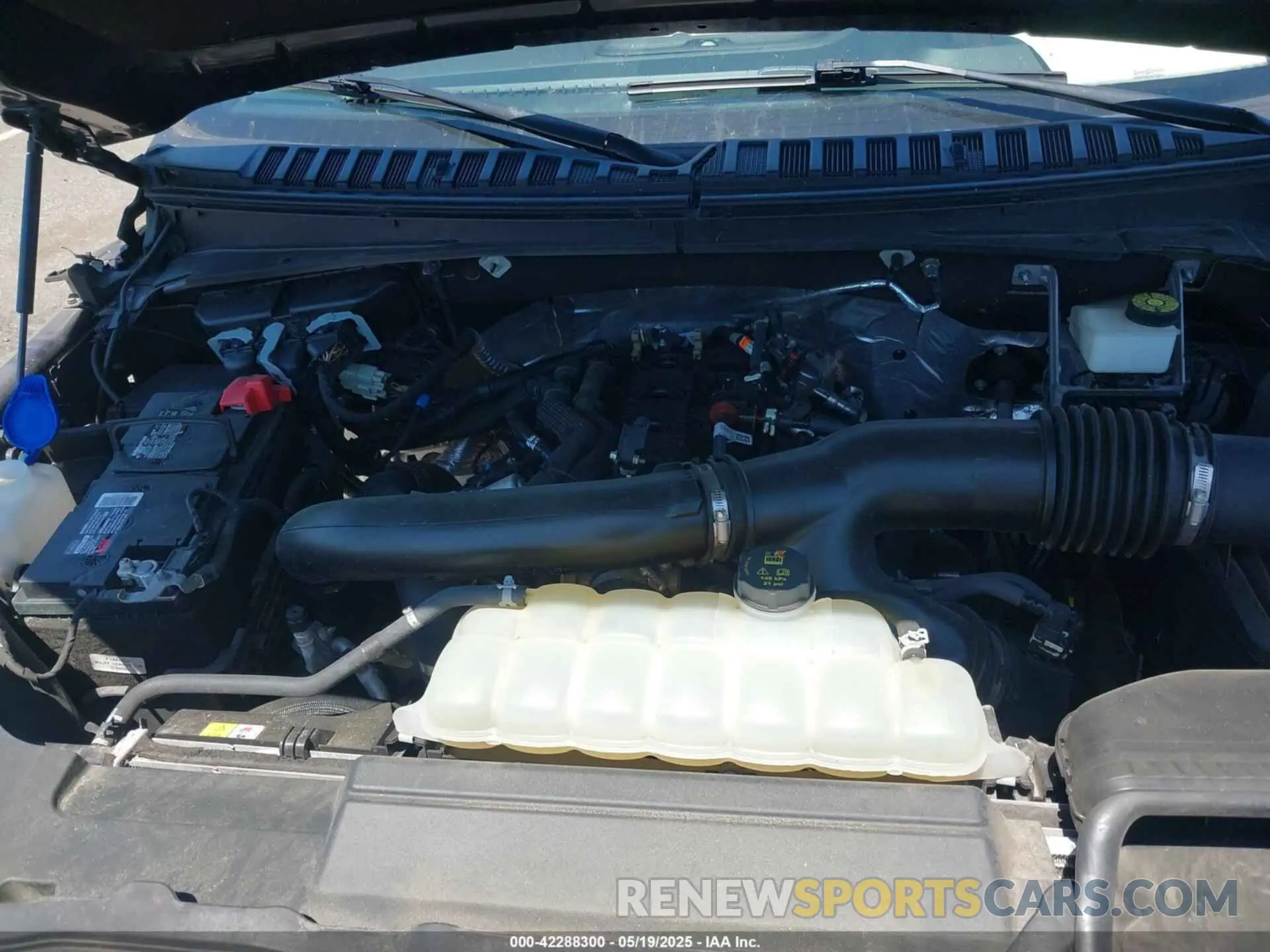 10 fotografías del automóvil dañado 5LMJJ3LG9PEL01903 LINCOLN NAVIGATOR 2023